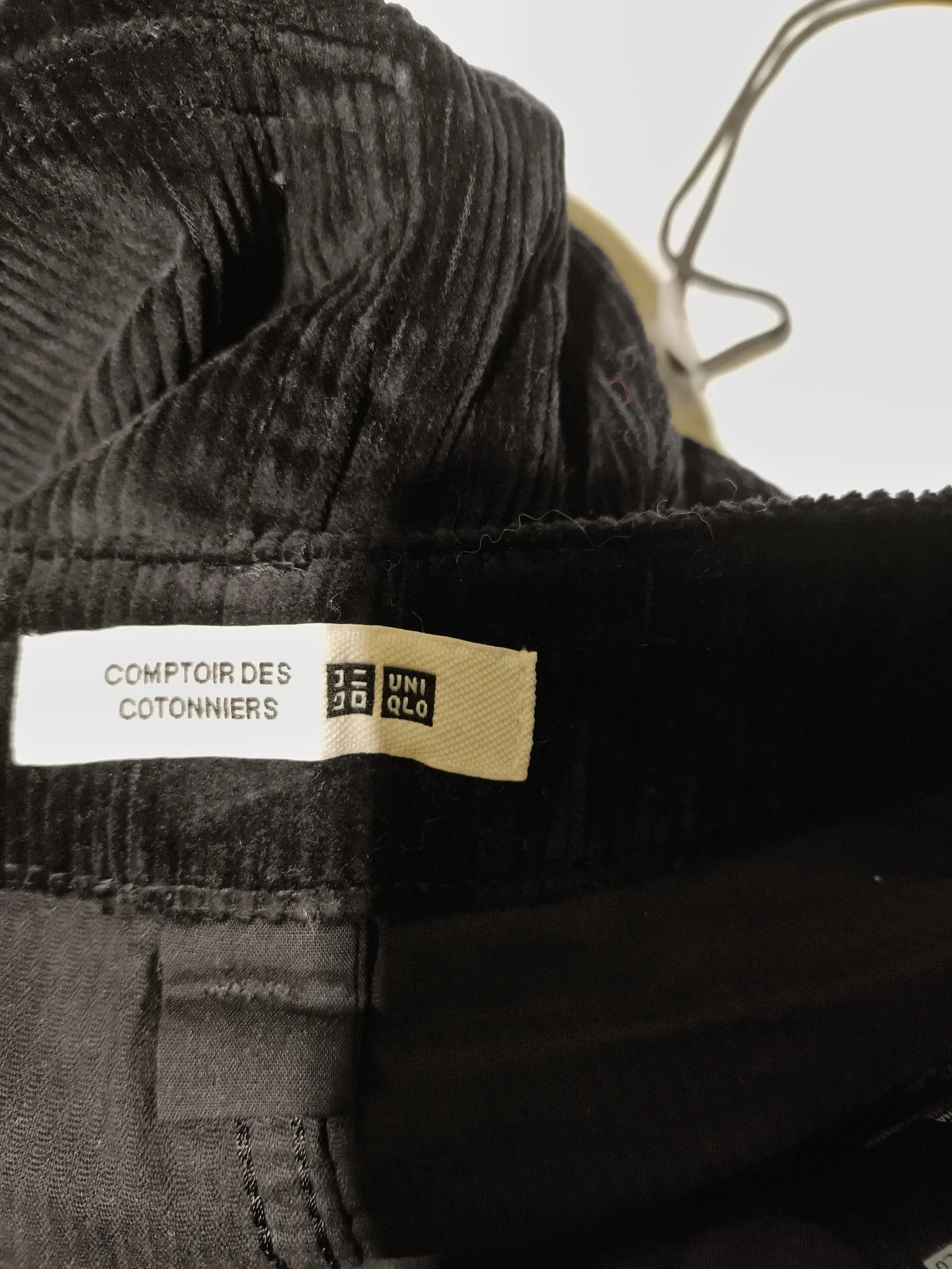 Uniqlo Men's Trousers M Black Cotton with Elastane Straight Chino - Image 6