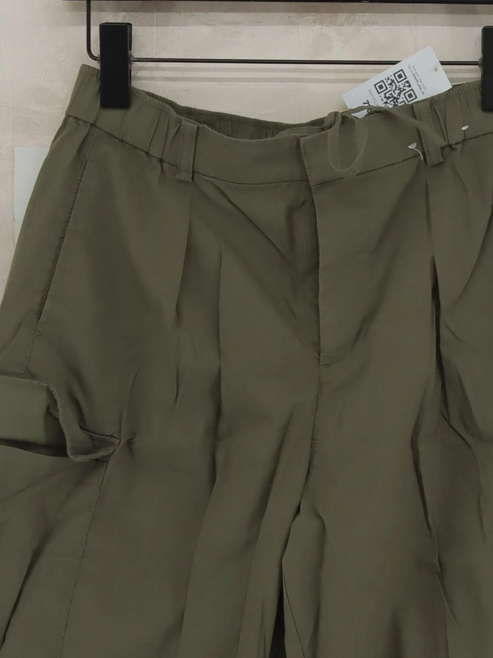 Uniqlo Men's Trousers M Green Cotton with Nylon Tapered Cargo - Image 3