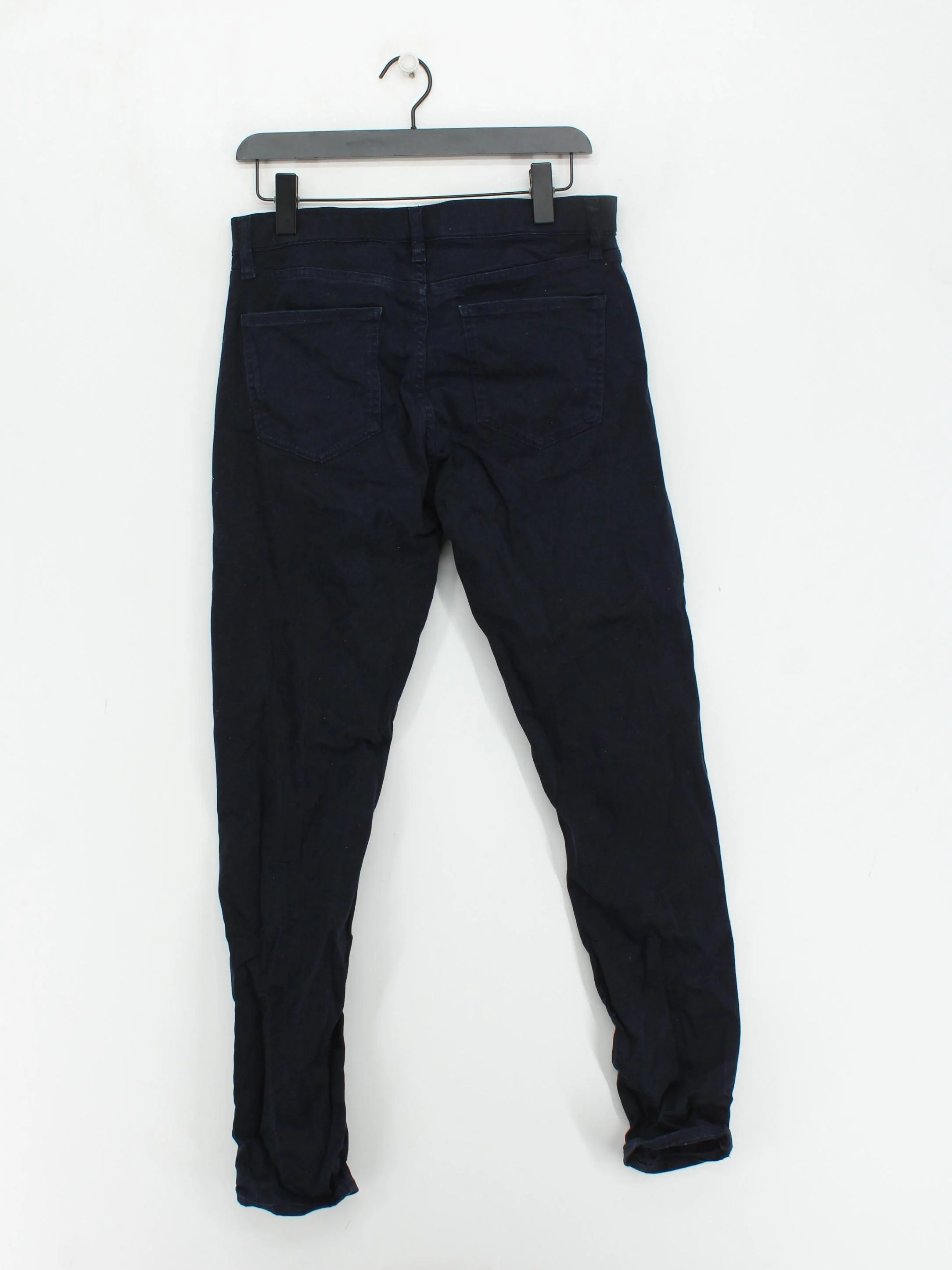 Uniqlo Men's Trousers W 30 in Black Cotton with Elastane Tapered Chino - Image 2