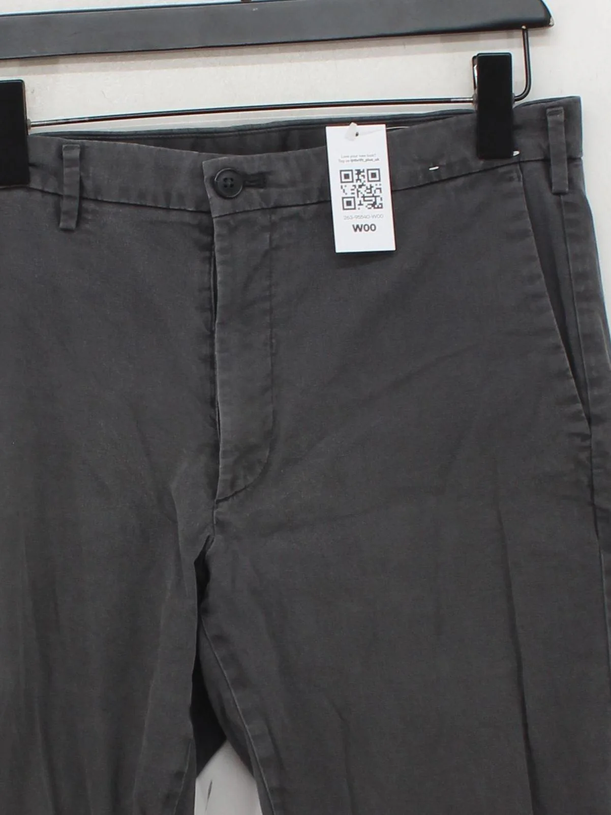Uniqlo Men's Trousers W 33 in Grey Polyester with Cotton, Spandex Tapered Chino - Image 3