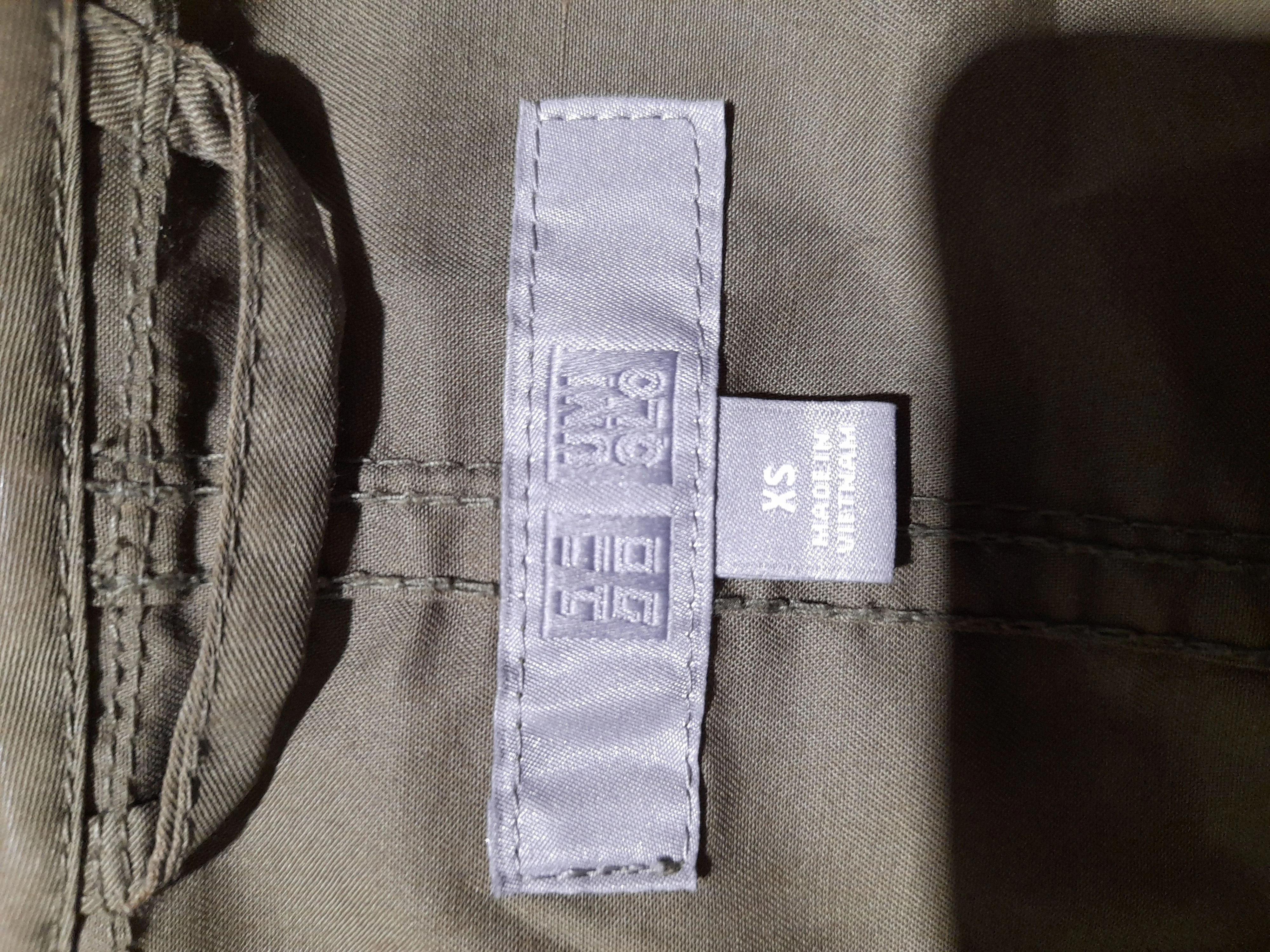 Uniqlo Parka jacket green - Image 5