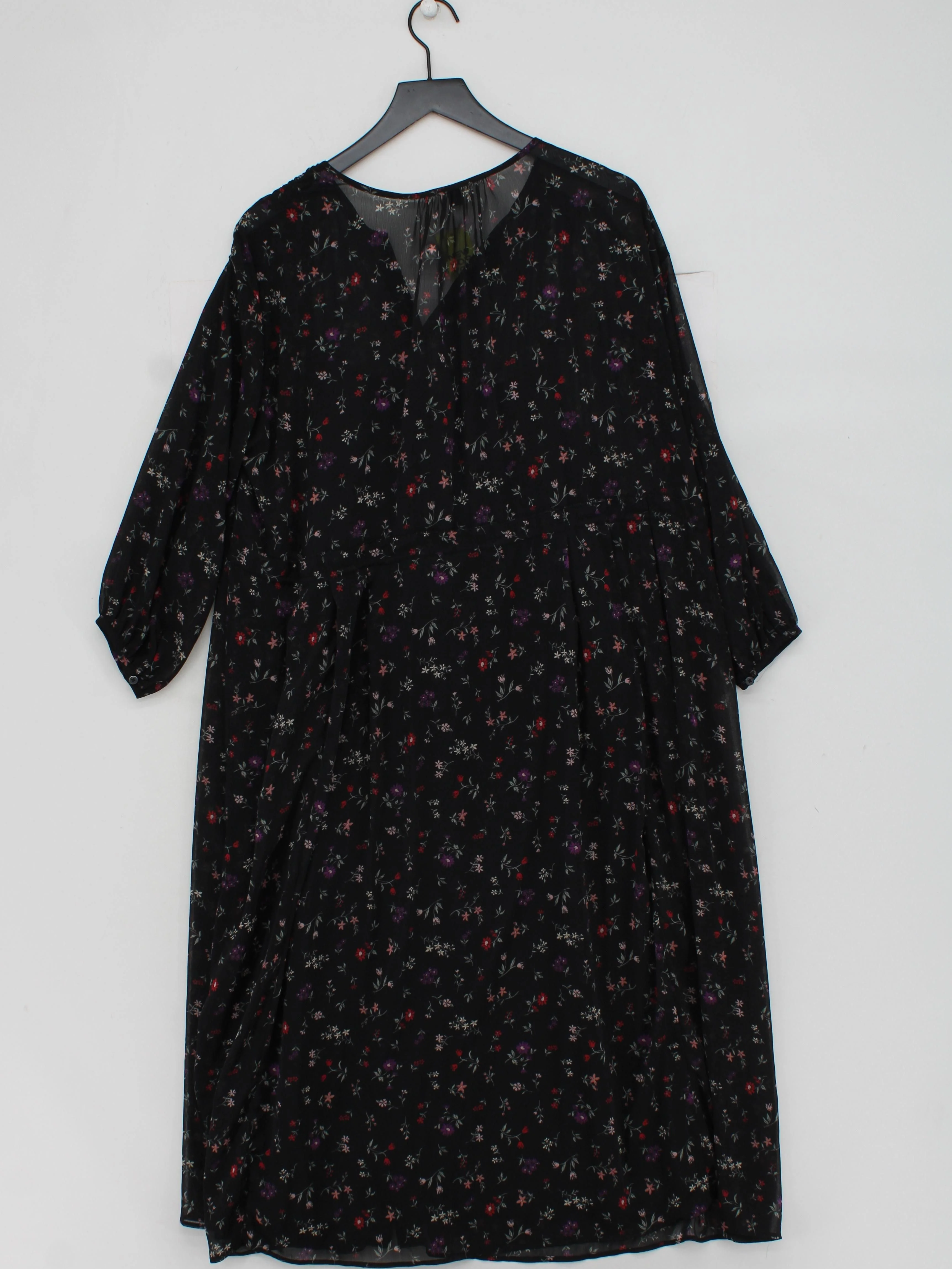 Uniqlo T-Shirt Maxi Dress XL in Black - Image 2