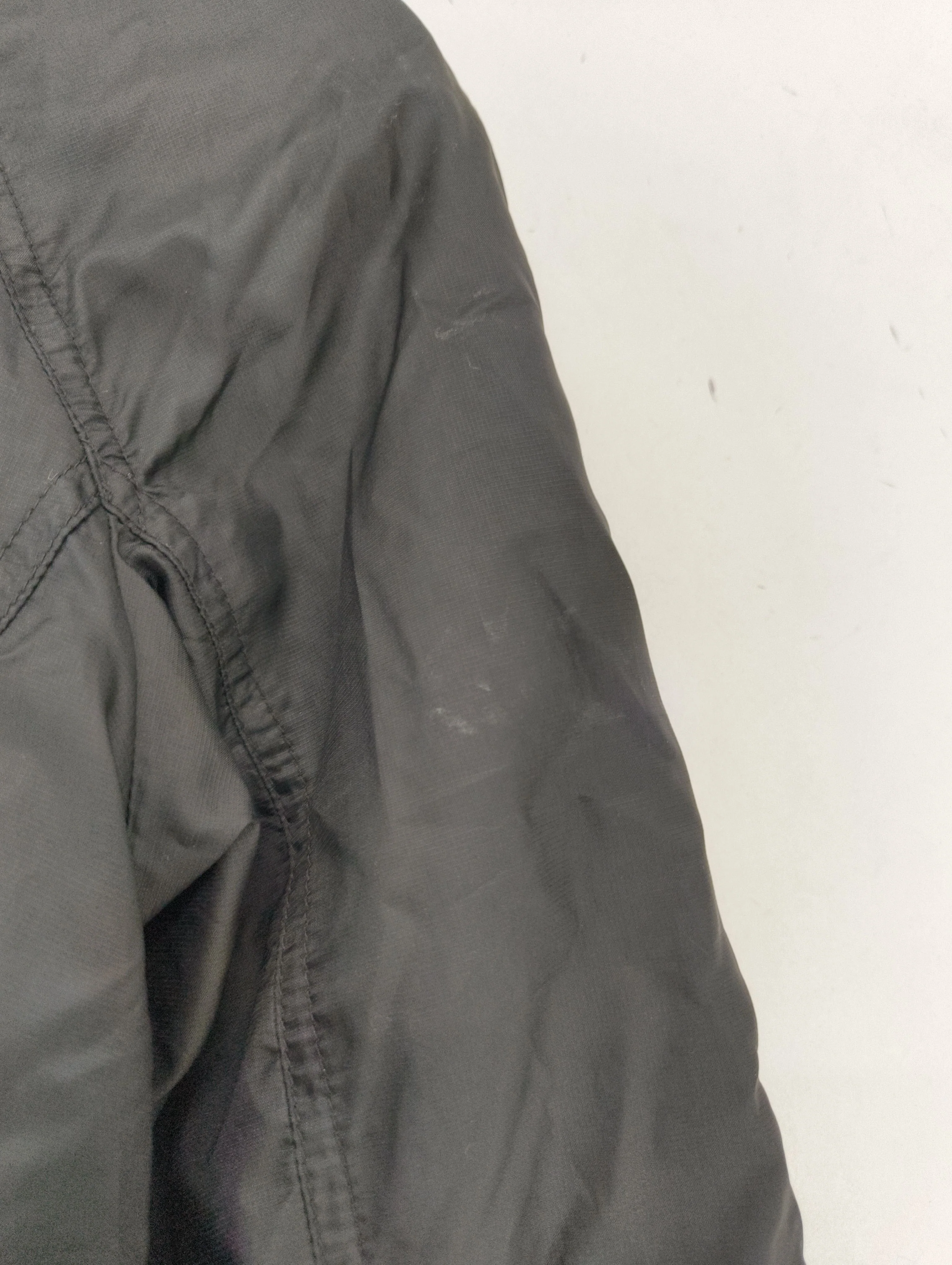 Uniqlo Windbreaker jacket black - Image 5