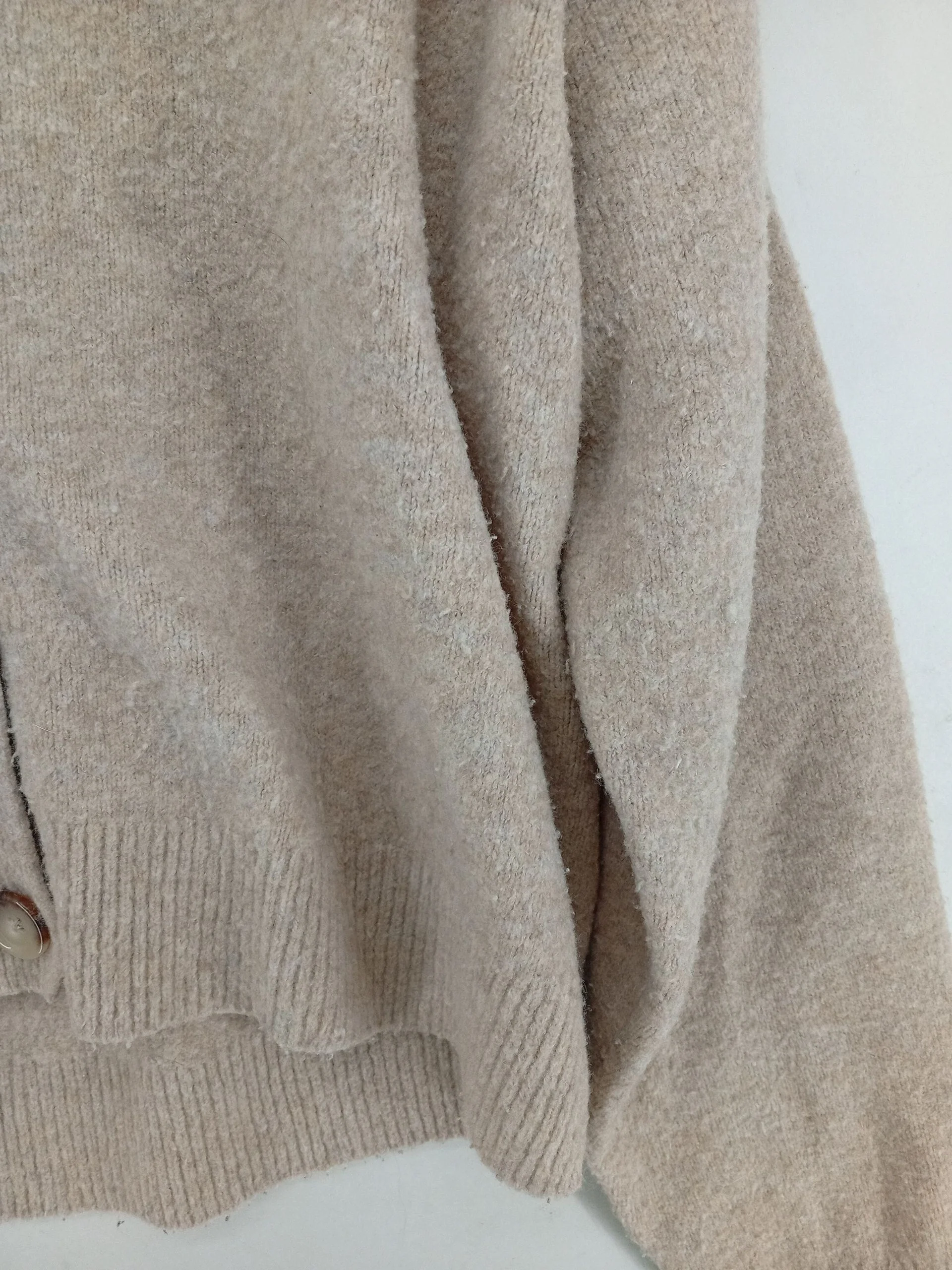 Uniqlo Women's Cardigan M Tan Acrylic with Polyamide, Elastane V-Neck Cardigan - Image 5
