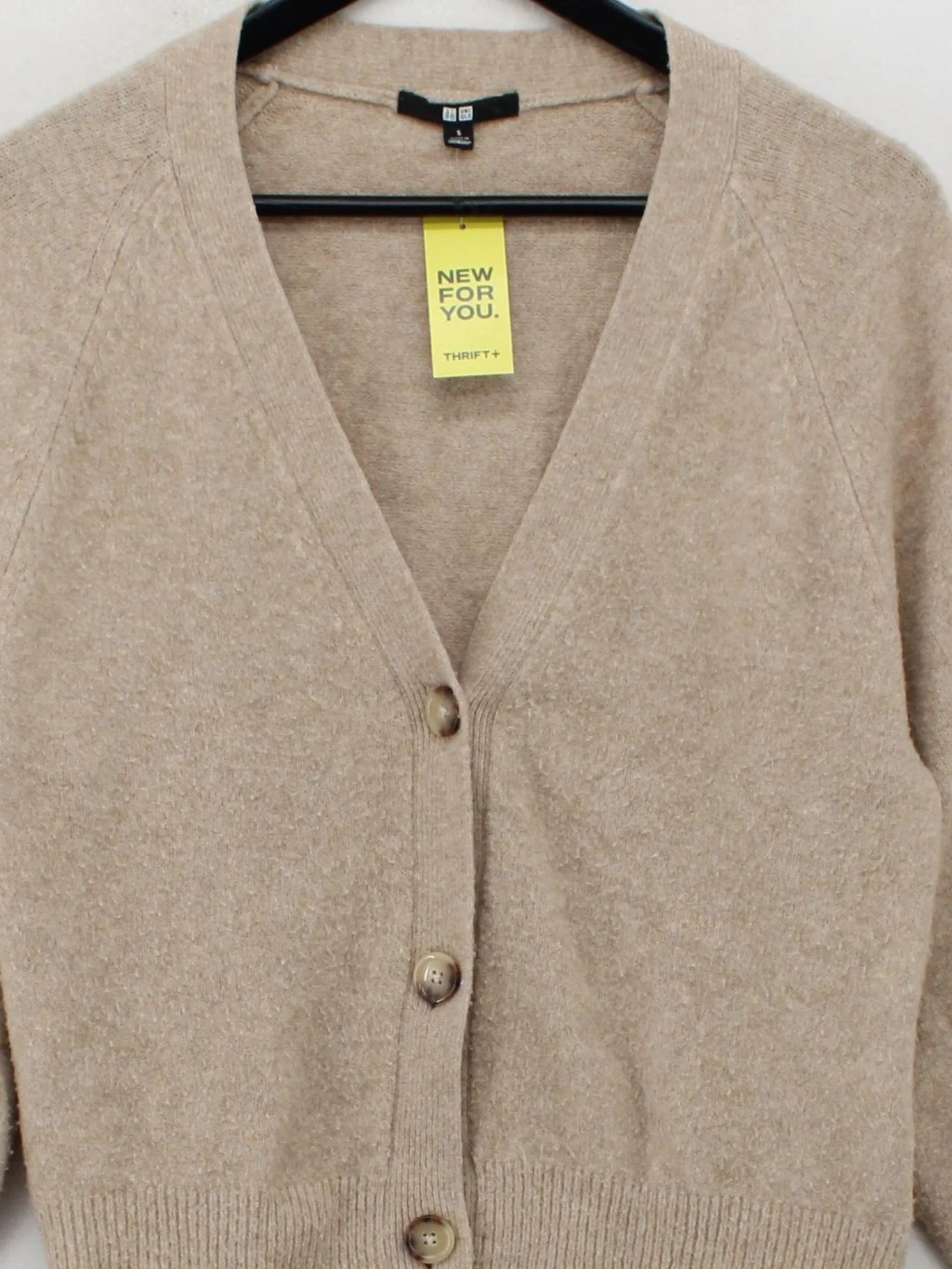 Uniqlo Women's Cardigan S Tan Acrylic with Polyamide, Wool V-Neck Cardigan - Image 3