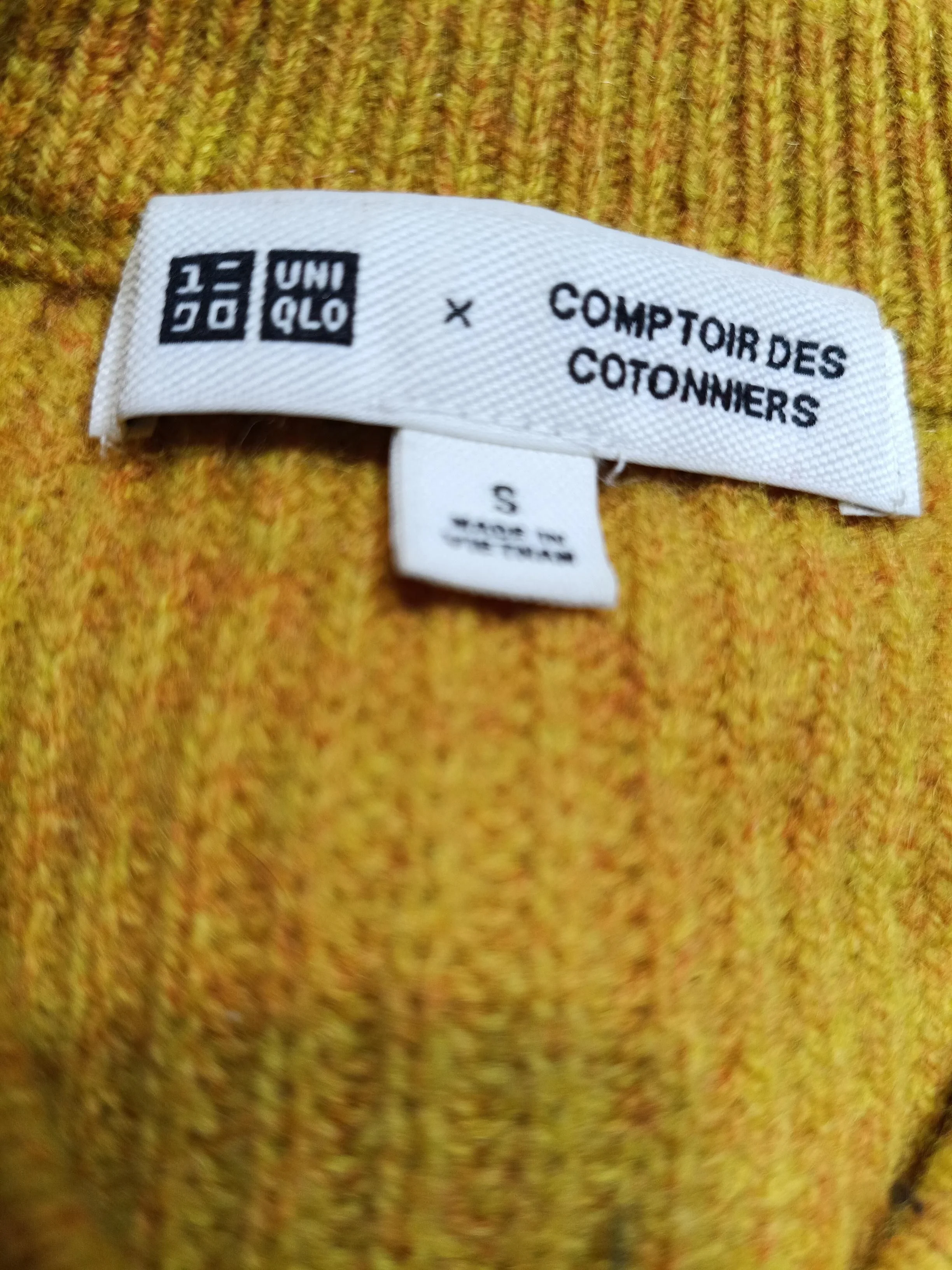 Uniqlo Women's Cardigan S Yellow 100% Wool Round Neck Cardigan - Image 5