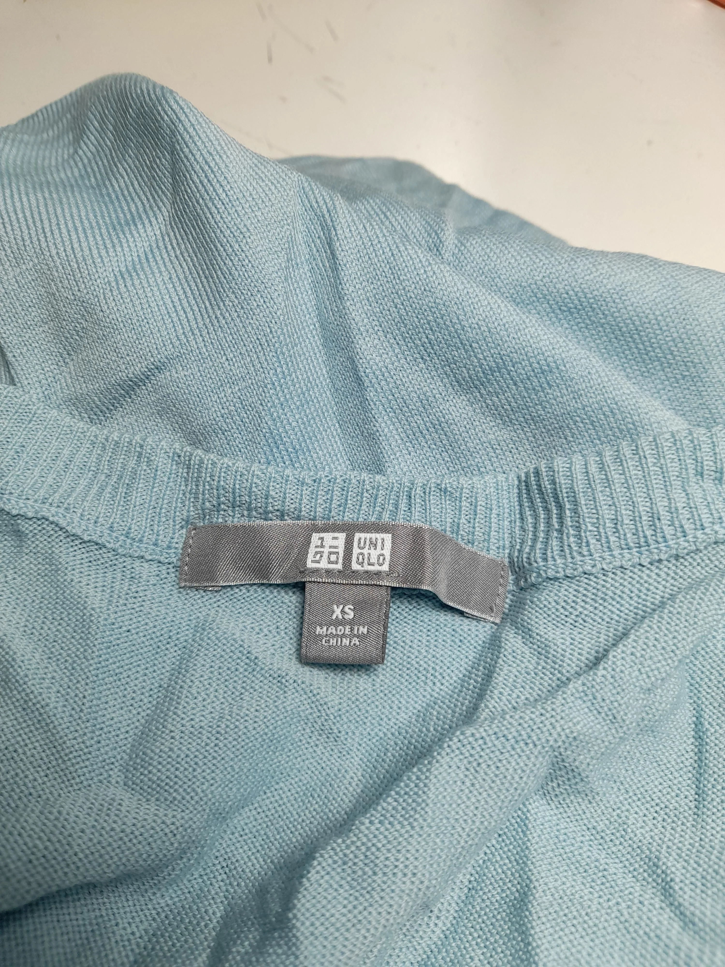 Uniqlo Women's Cardigan XS Blue 100% Wool Round Neck Cardigan - Image 5