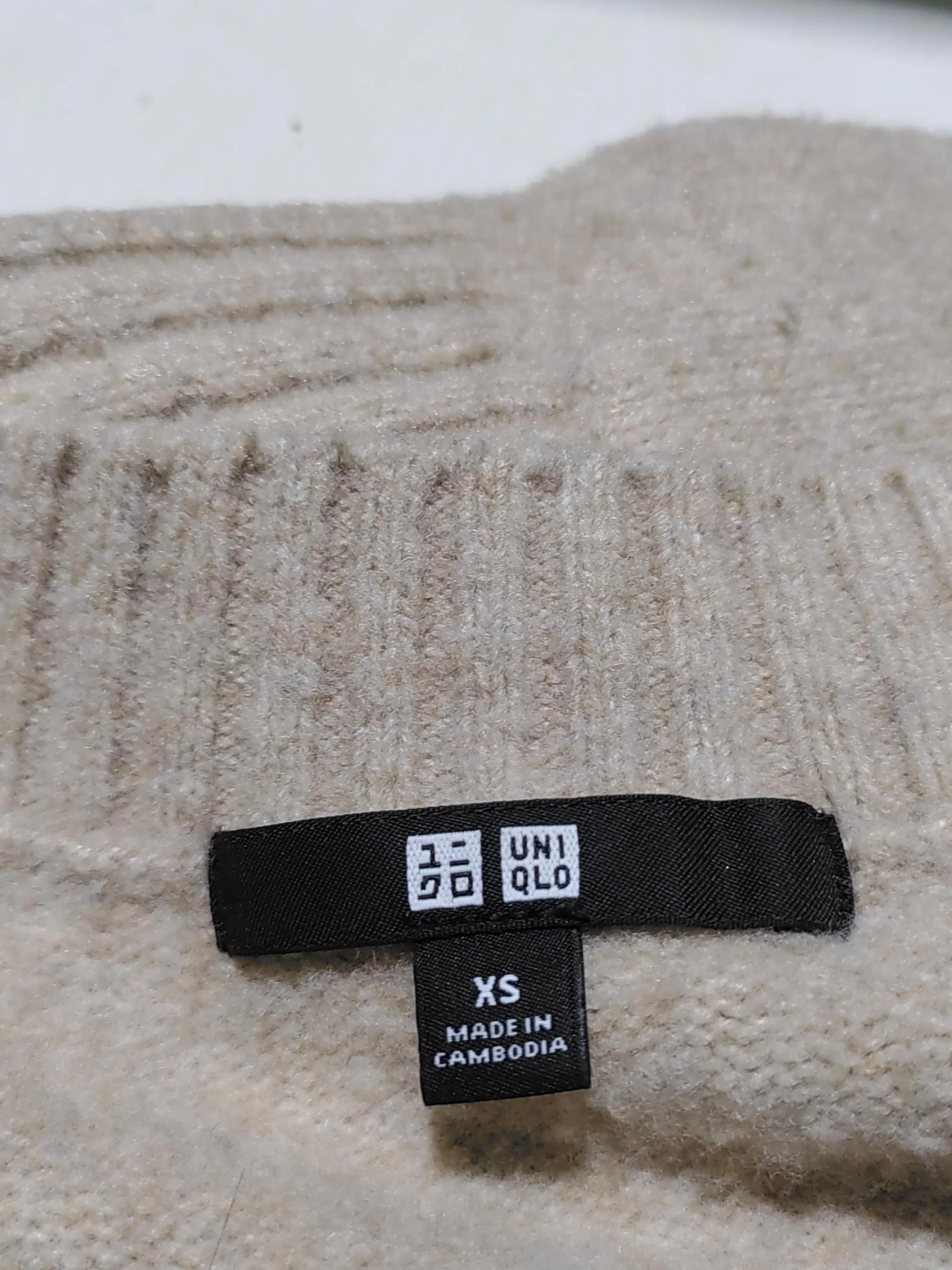 Uniqlo Women's Cardigan XS Tan Acrylic with Polyamide, Wool, Elastane Cardigan - Image 6