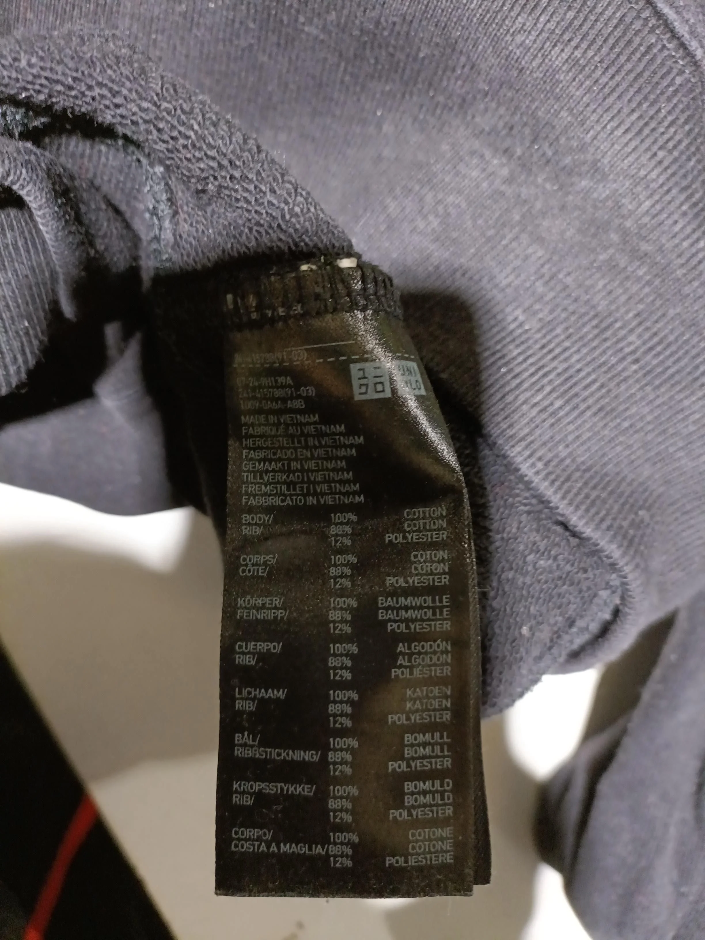 Uniqlo Women's Hoodie XS Black Cotton with Polyester Pullover - Image 7