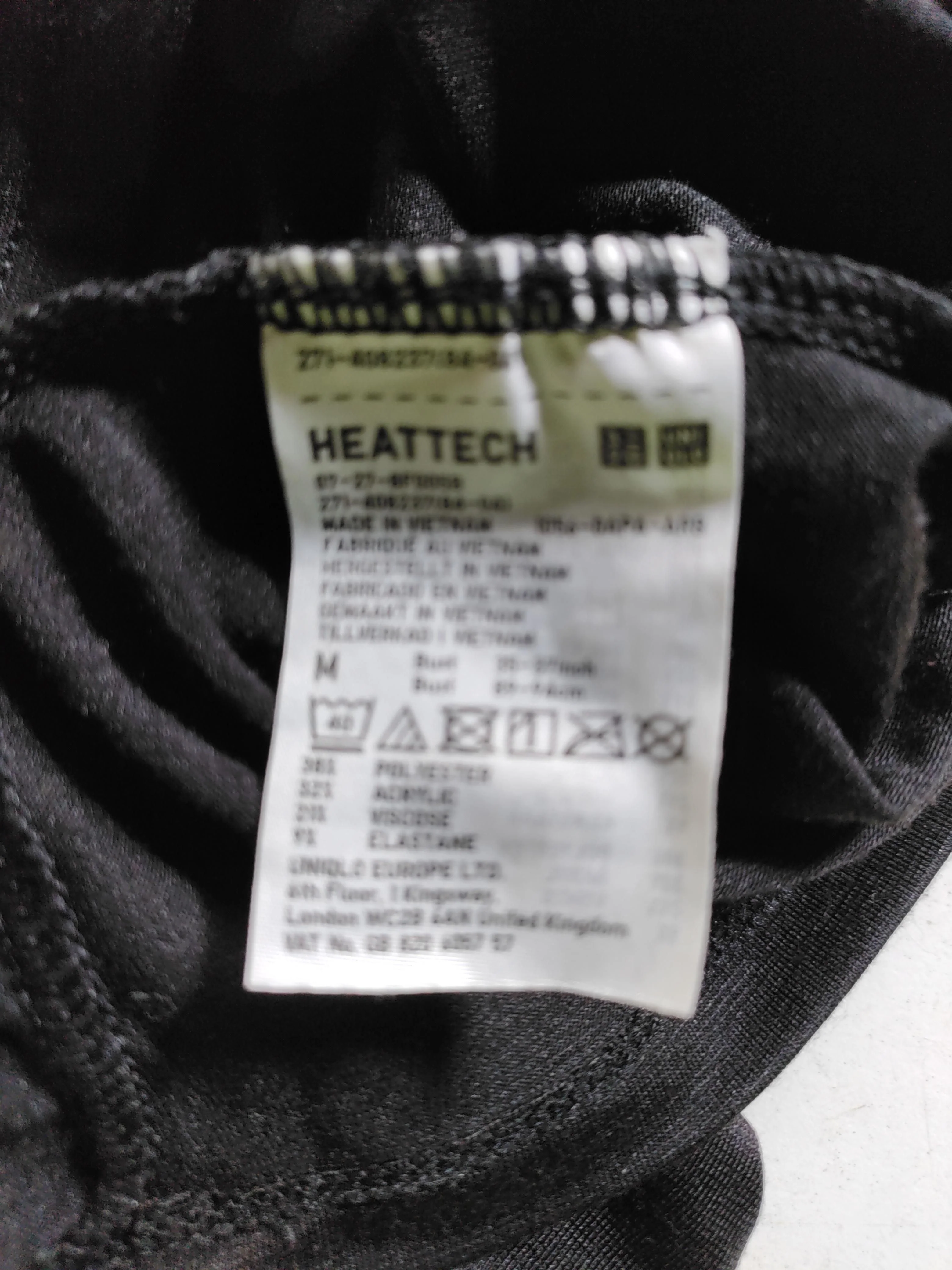 Uniqlo Women's Jumper M Black Polyester with Acrylic, Elastane Pullover - Image 6