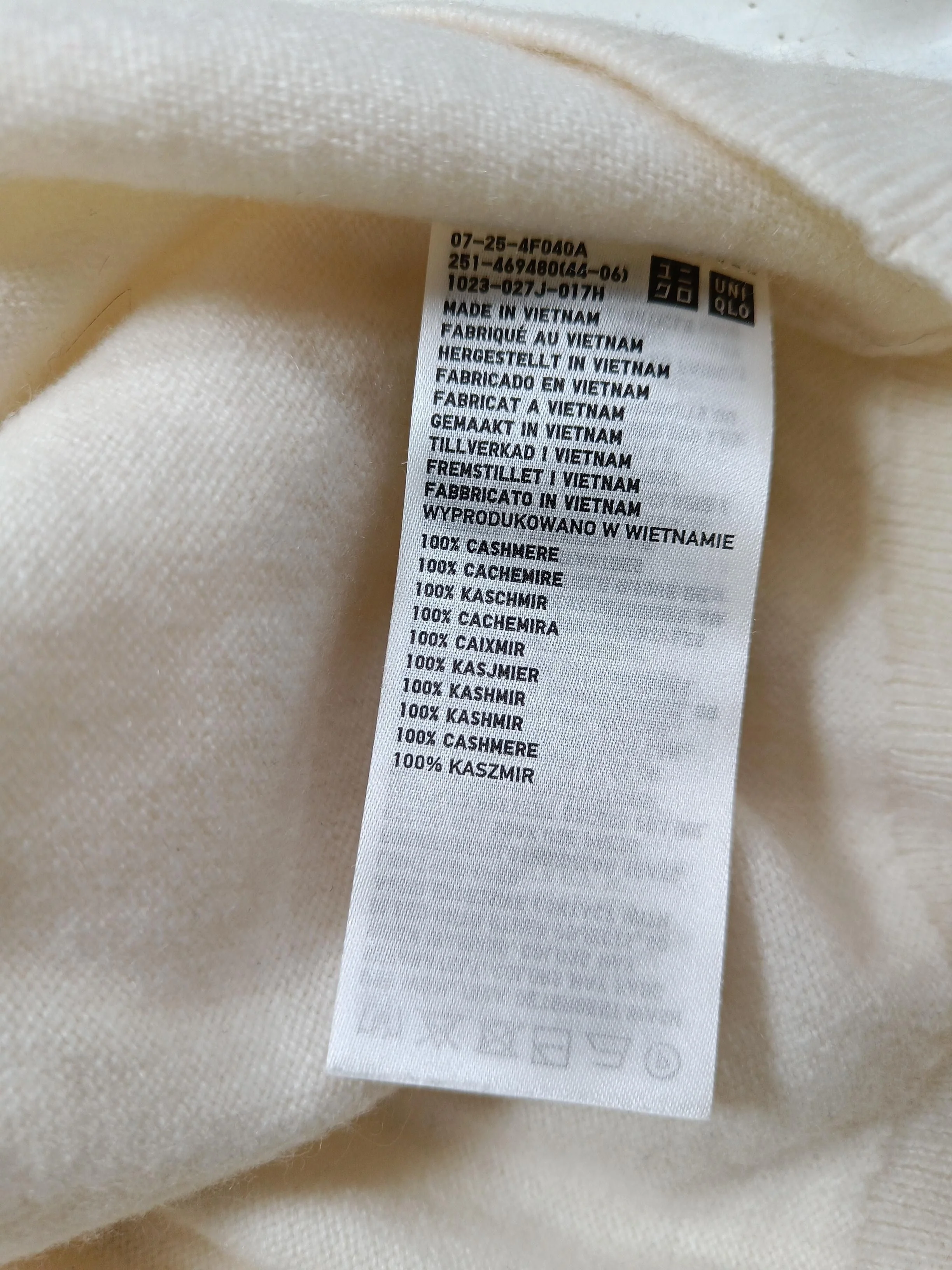 Uniqlo Women's Jumper M Cream 100% Cashmere Roll Neck Pullover - Image 6