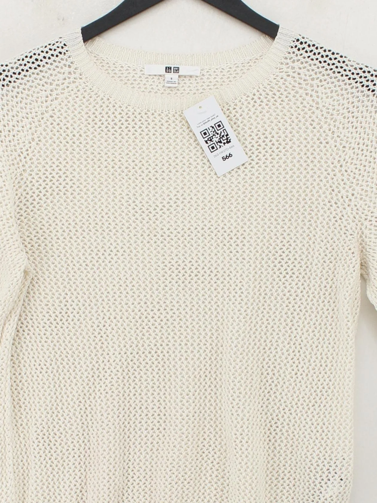 Uniqlo Women's Jumper S Cream Acrylic with Lyocell Modal, Linen Pullover - Image 3