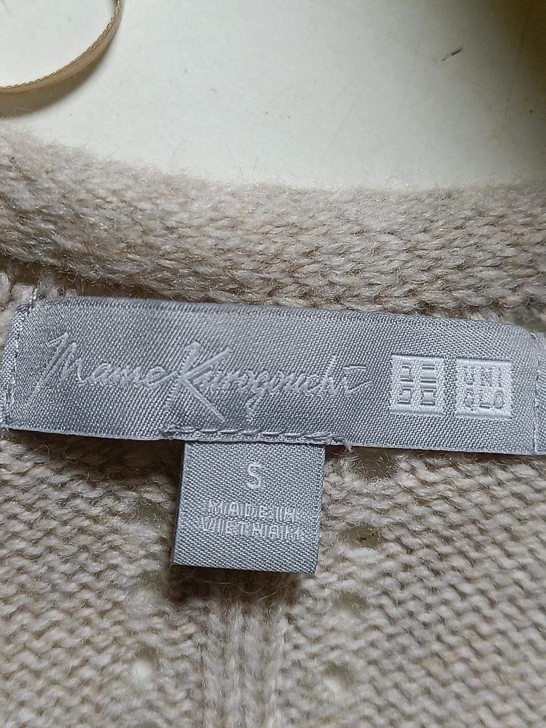 Uniqlo Women's Jumper S Cream Wool with Acrylic, Polyamide Square Neck Pullover - Image 5