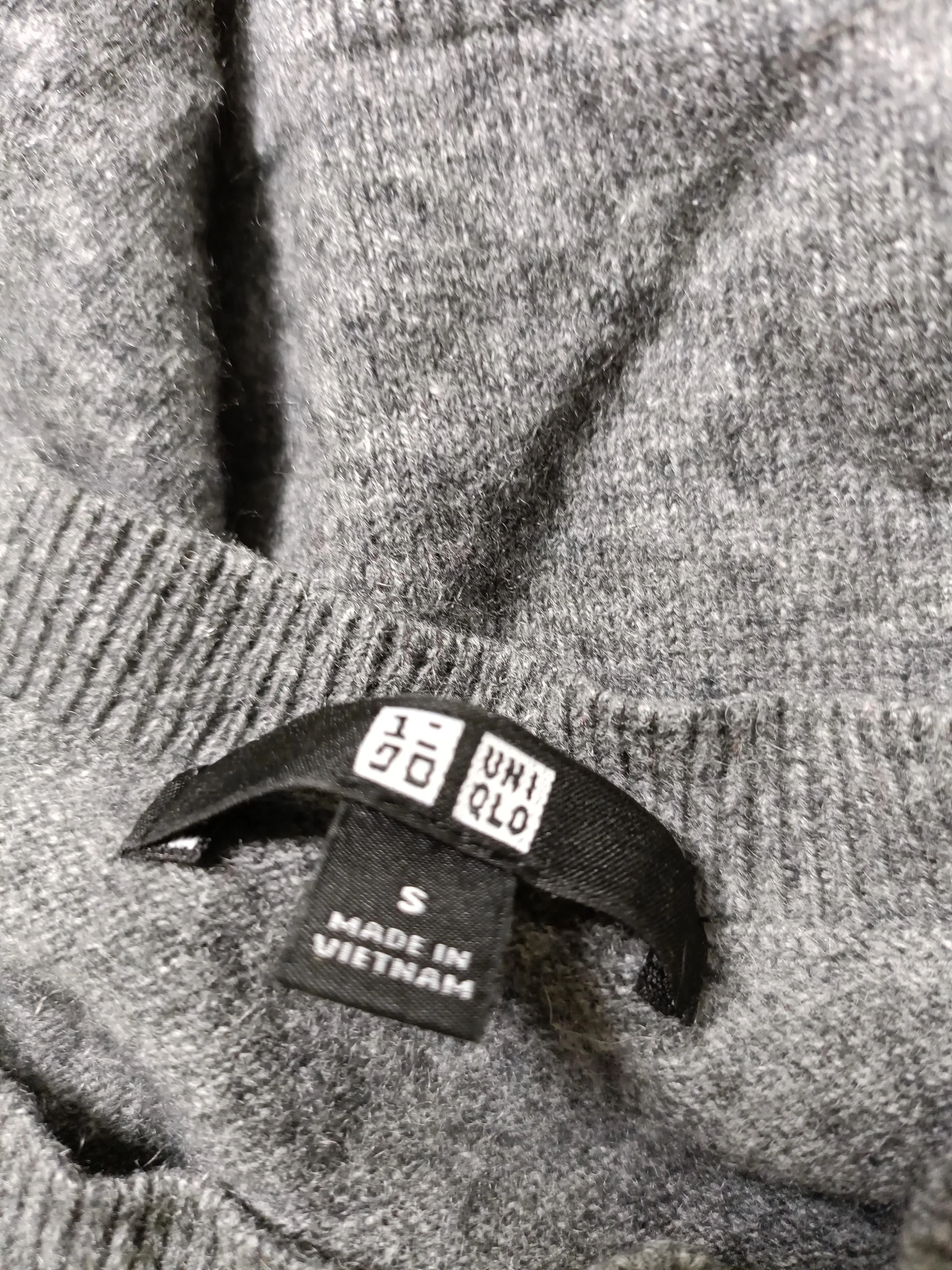 Uniqlo Women's Jumper S Grey 100% Cashmere Crew Neck Pullover - Image 5