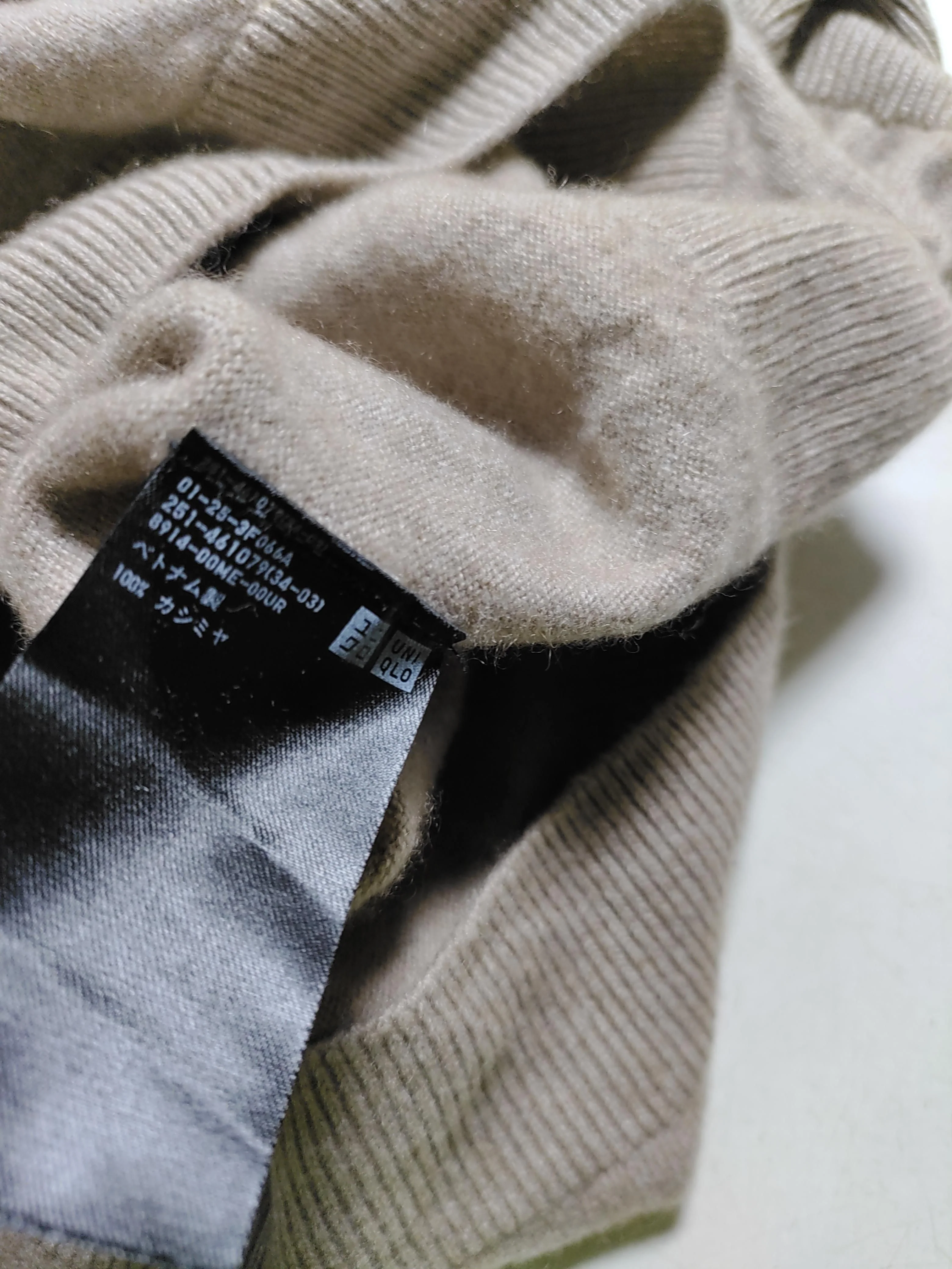 Uniqlo Women's Jumper S Tan 100% Cashmere Crew Neck Pullover - Image 6
