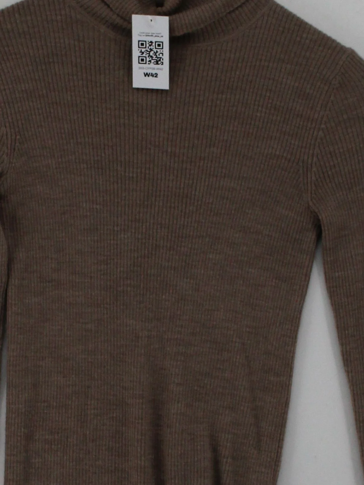 Uniqlo Women's Jumper UK 8 Brown 100% Wool Roll Neck Pullover - Image 3
