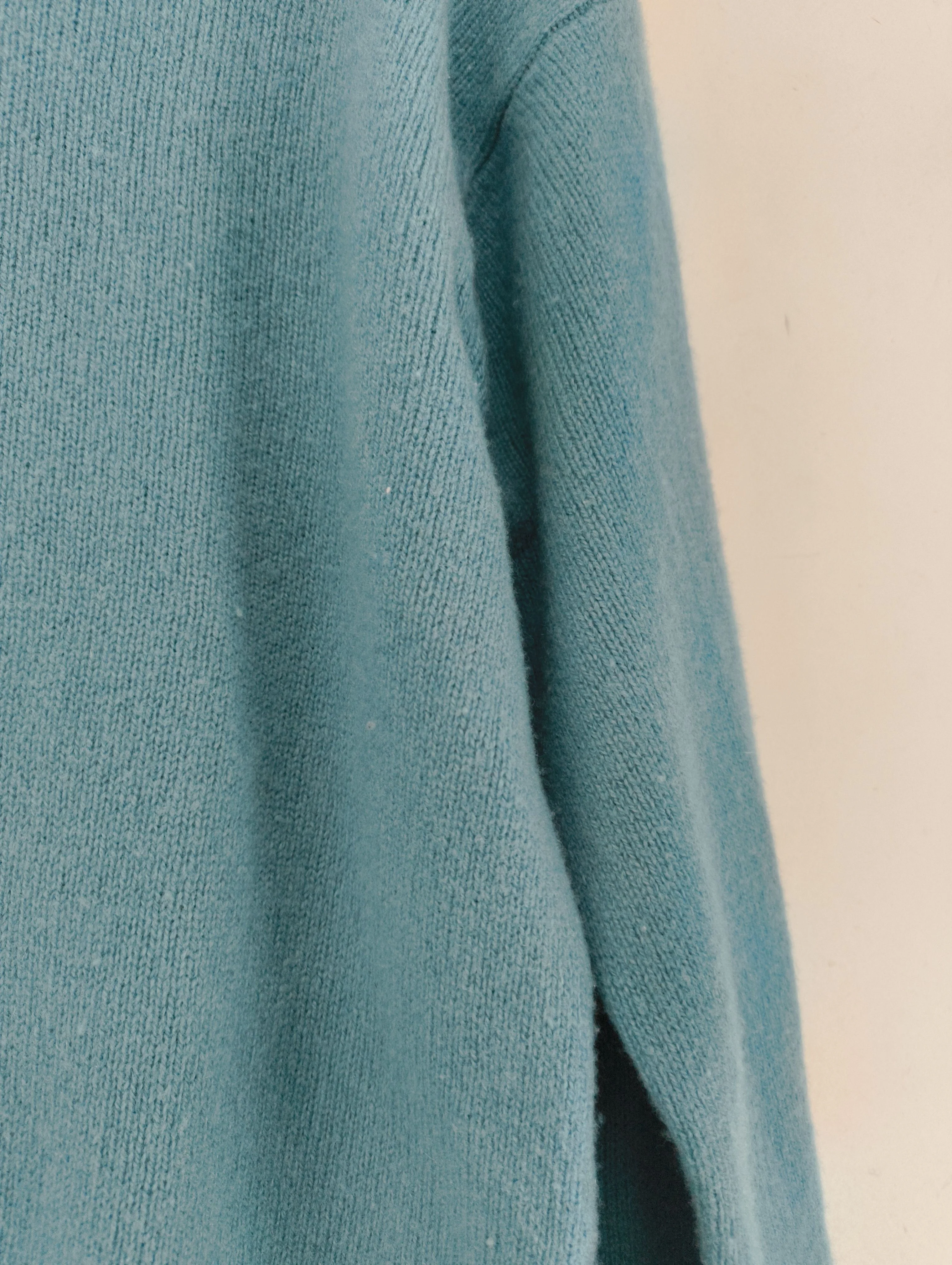 Uniqlo Women's Jumper XS Blue 100% Wool Crew Neck Pullover - Image 6