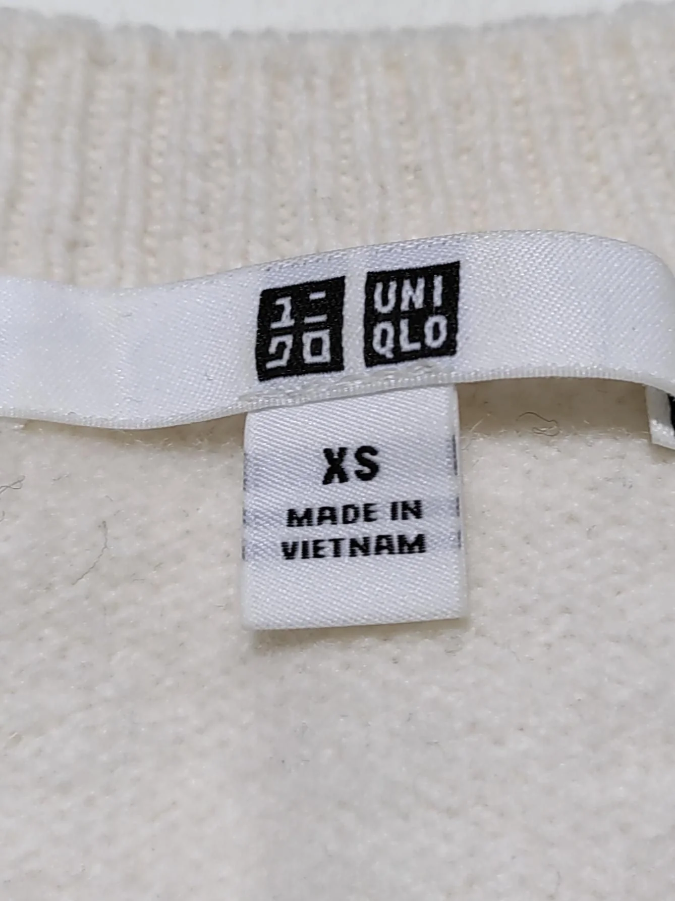 Uniqlo Women's Jumper XS Cream 100% Wool Crew Neck Pullover - Image 7