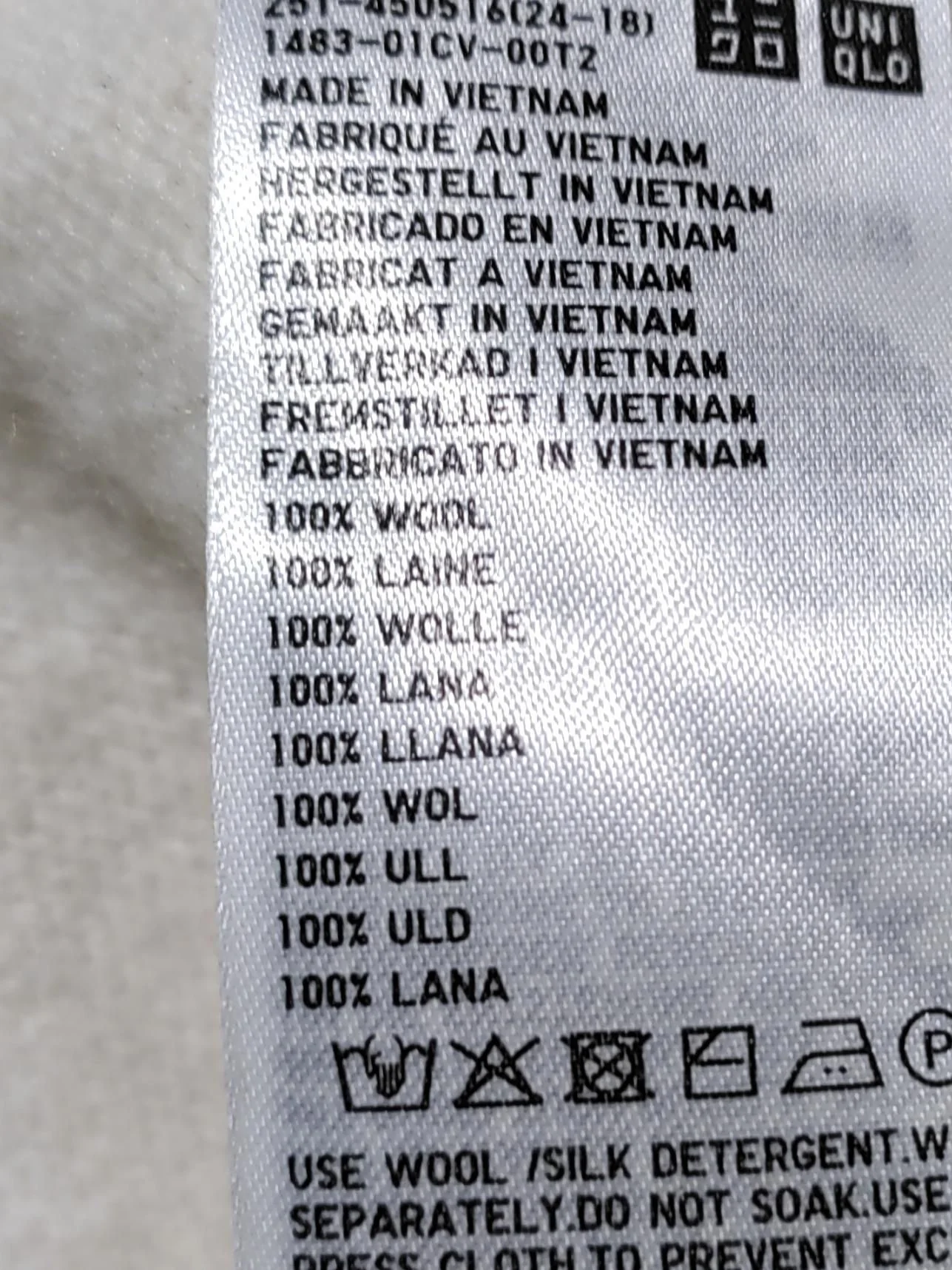 Uniqlo Women's Jumper XS Cream 100% Wool Crew Neck Pullover - Image 8