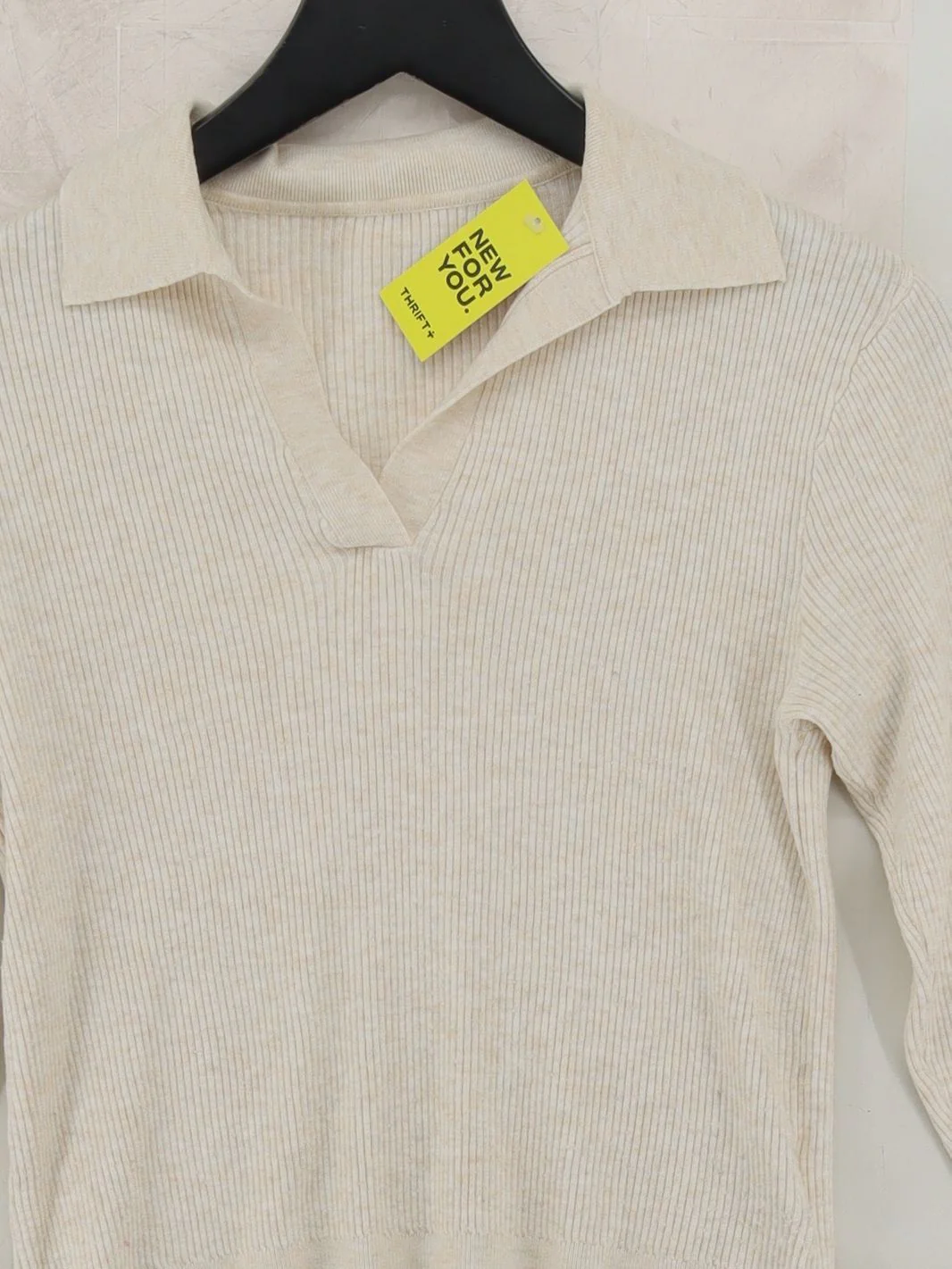 Uniqlo Women's Jumper XS Cream Viscose with Polyester, Polyamide Pullover - Image 3