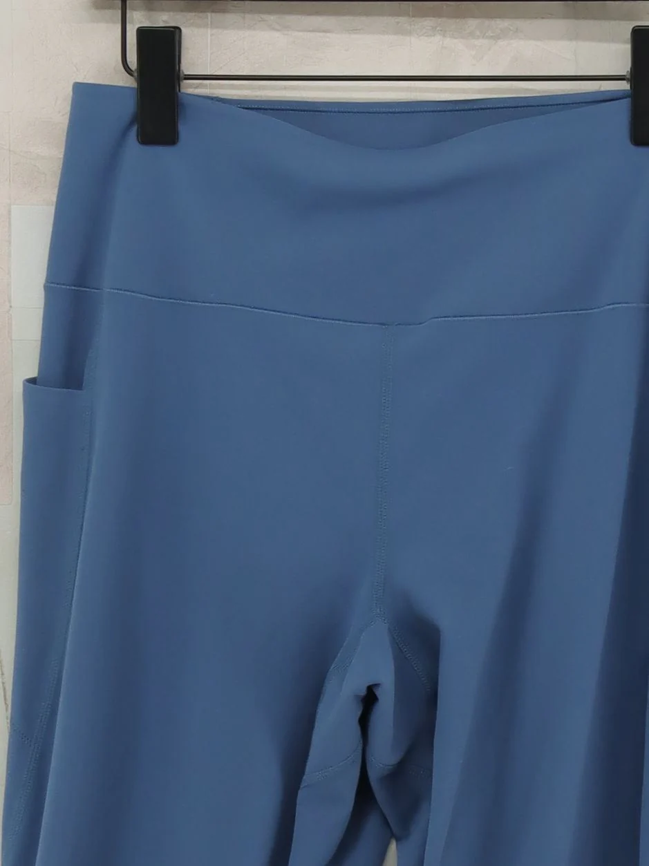 Uniqlo Women's Leggings XXL Blue Polyester with Elastane Full length - Image 3