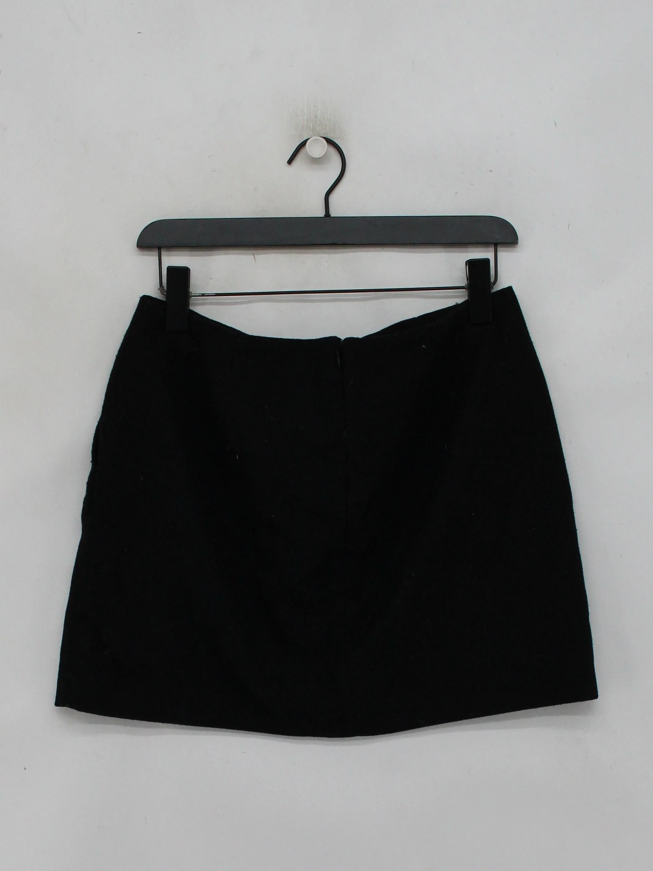 Uniqlo Women's Mini Skirt W 28 in Black Polyester with Wool Short Mini - Image 2