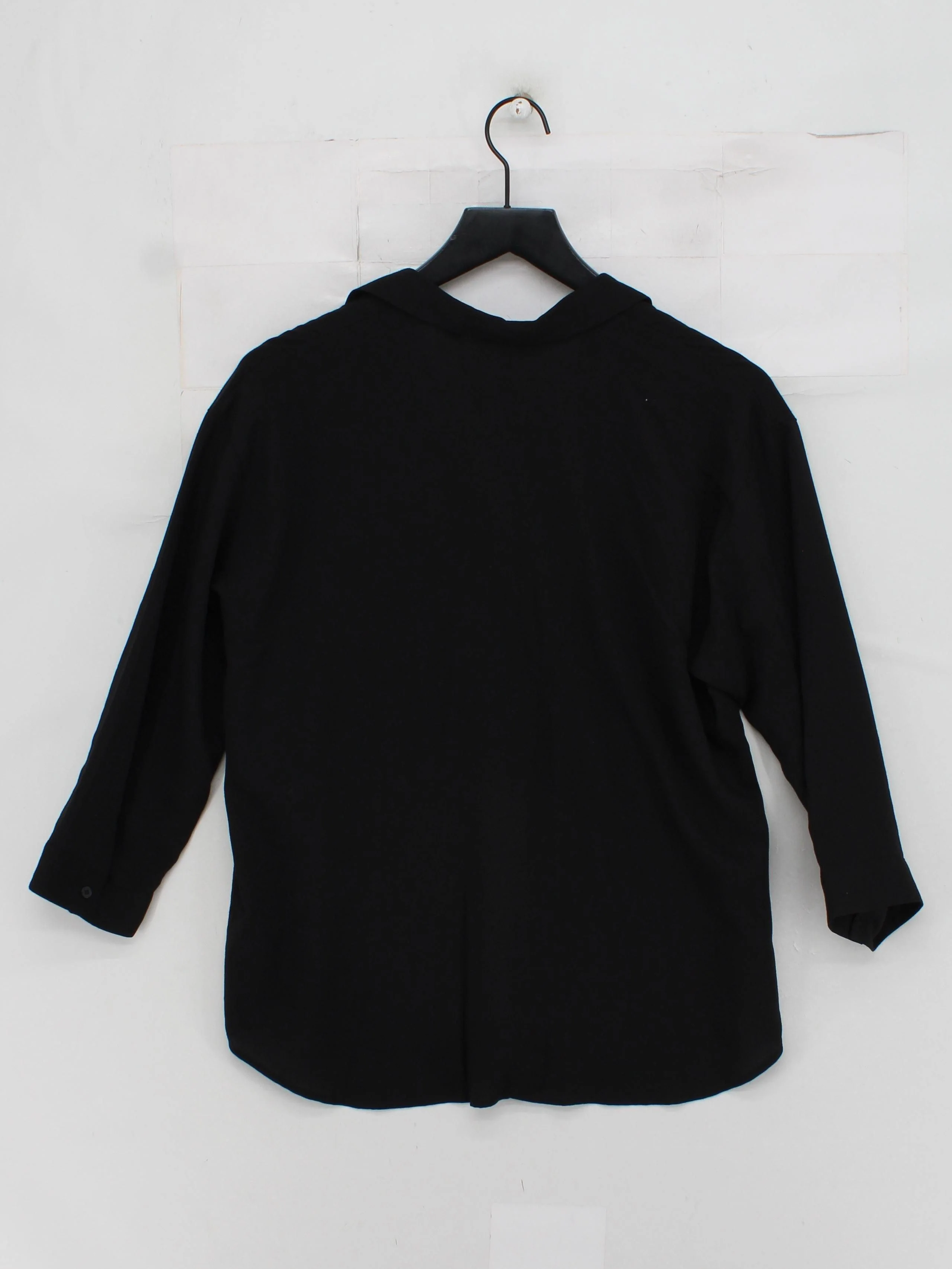 Uniqlo Women's Shirt L Black Viscose with Polyester 3/4 Sleeve Collared Basic - Image 2