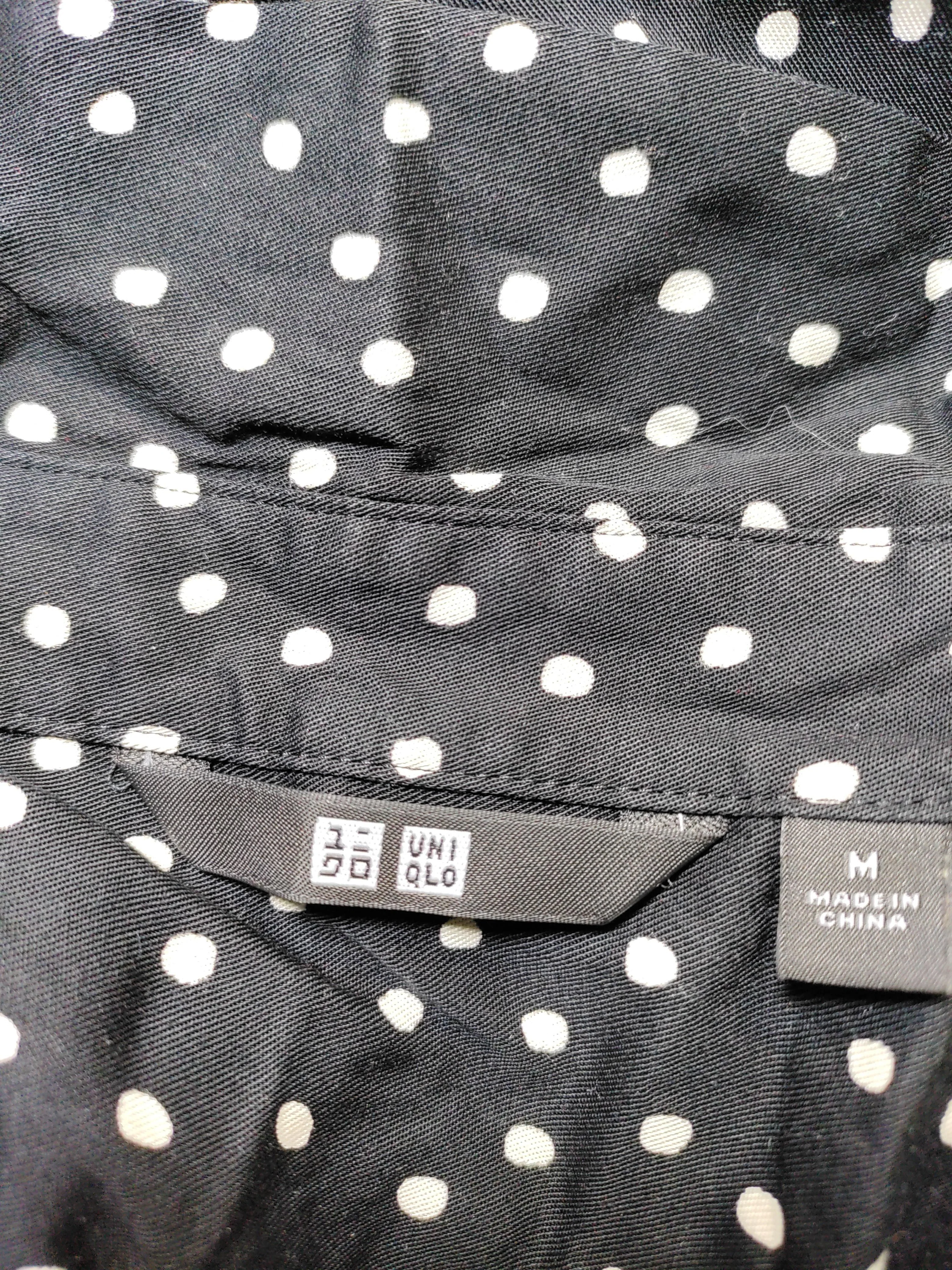 Uniqlo Women's Shirt M Black Polkadot 100% Viscose Long Sleeve Collared Basic - Image 5