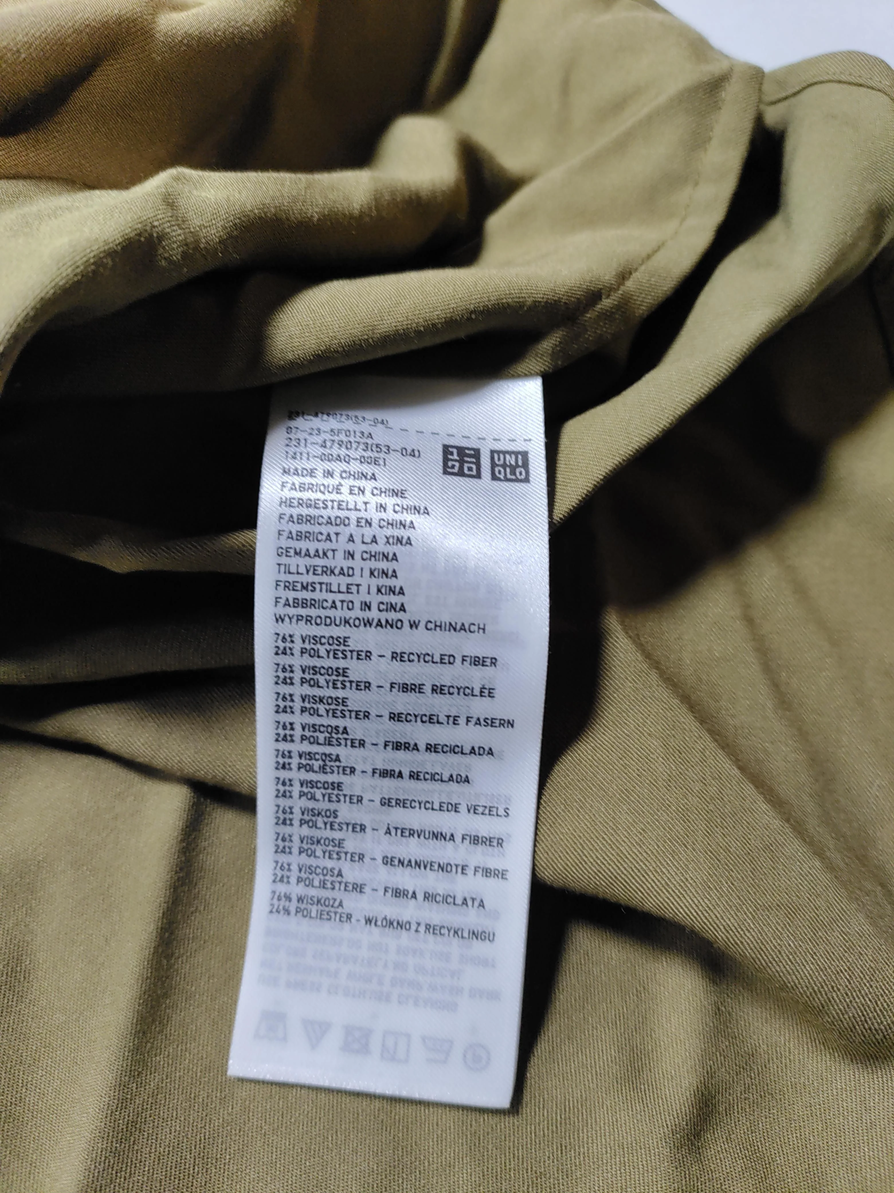 Uniqlo Women's Shirt M Brown Viscose with Polyester 3/4 Sleeve V-Neck Basic - Image 6
