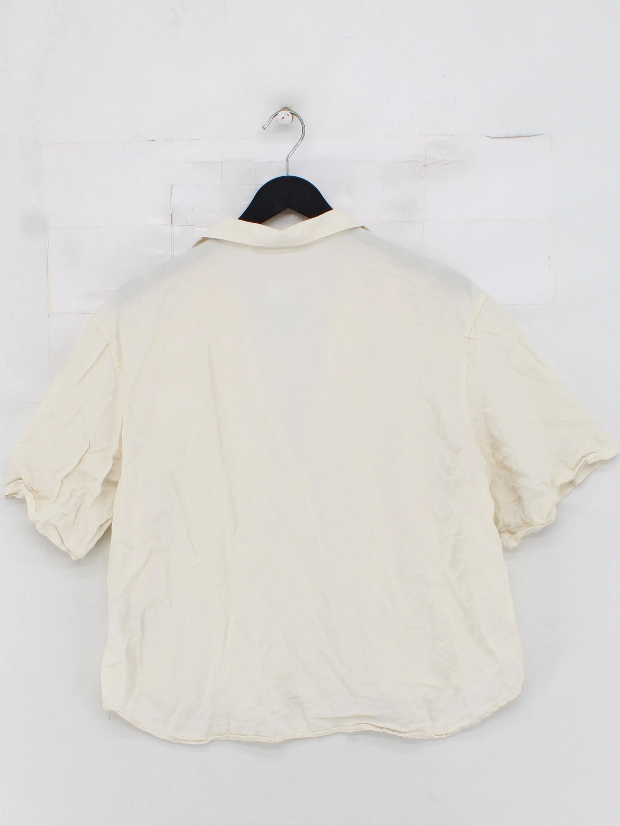 Uniqlo Women's Shirt M Cream 100% Other Short Sleeve Collared Basic - Image 2
