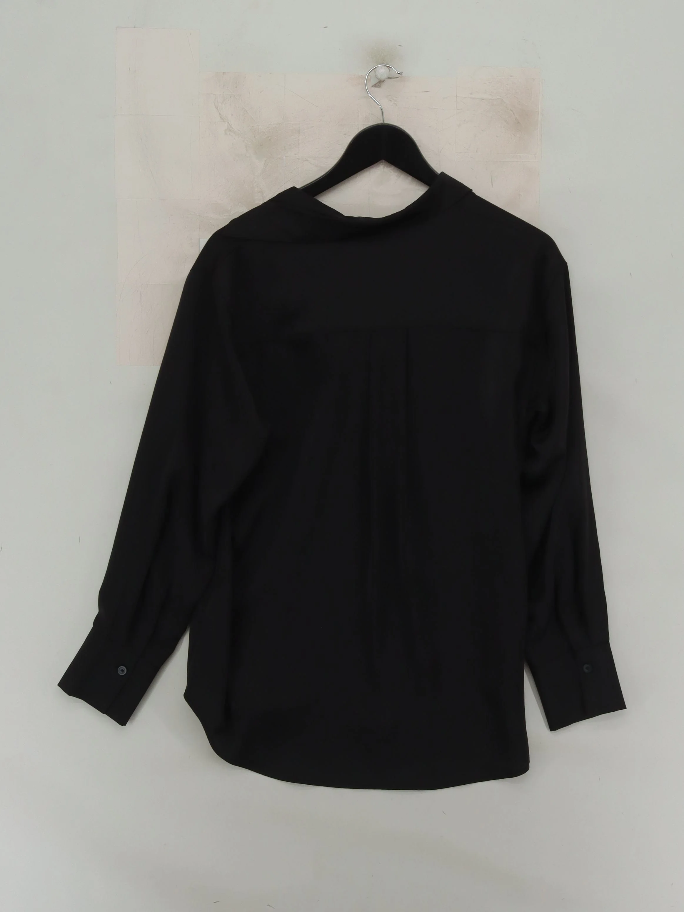 Uniqlo Women's Shirt S Black 100% Other Long Sleeve Collared Basic - Image 2