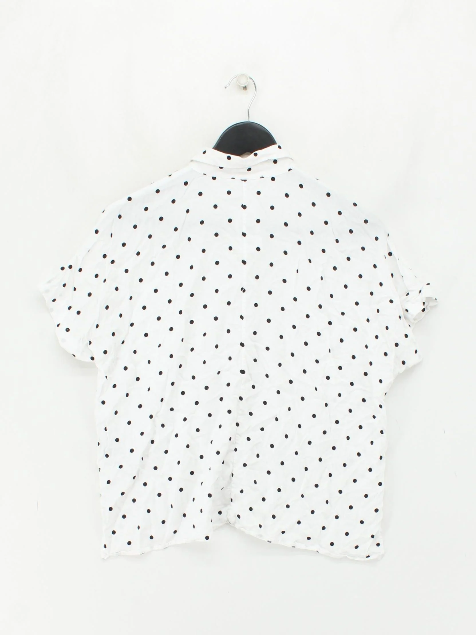 Uniqlo Women's Shirt XS White Polkadot 100% Viscose Short Sleeve Collared Basic - Image 2