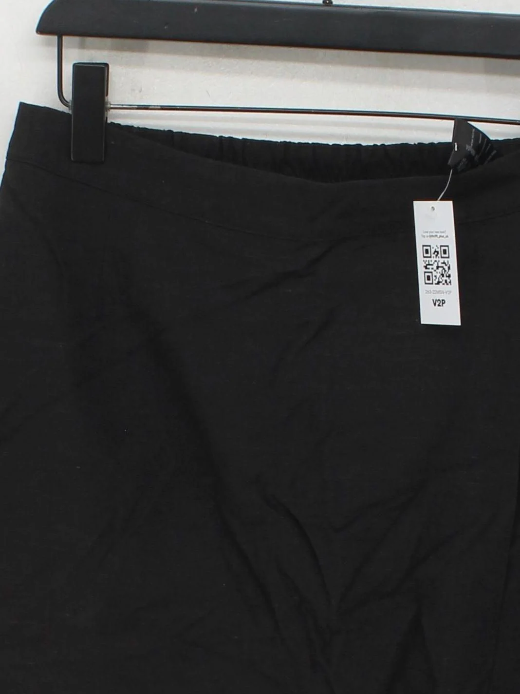 Uniqlo Women's Shorts M Black Viscose with Linen, Polyester Mom - Image 3