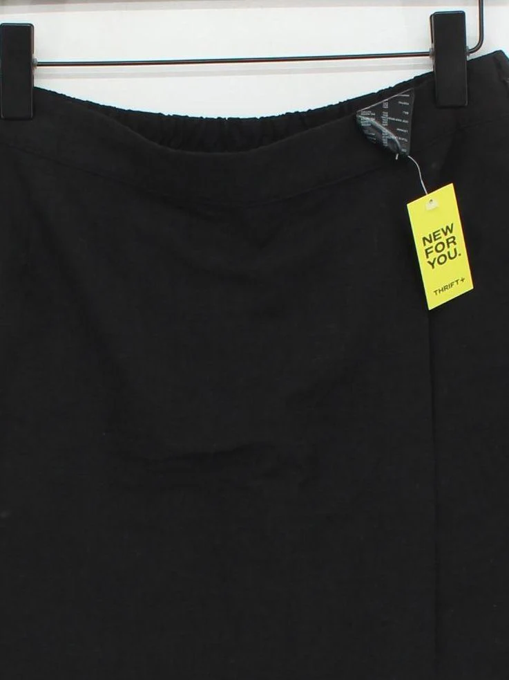 Uniqlo Women's Shorts M Black Viscose with Linen, Polyester Sweat - Image 3