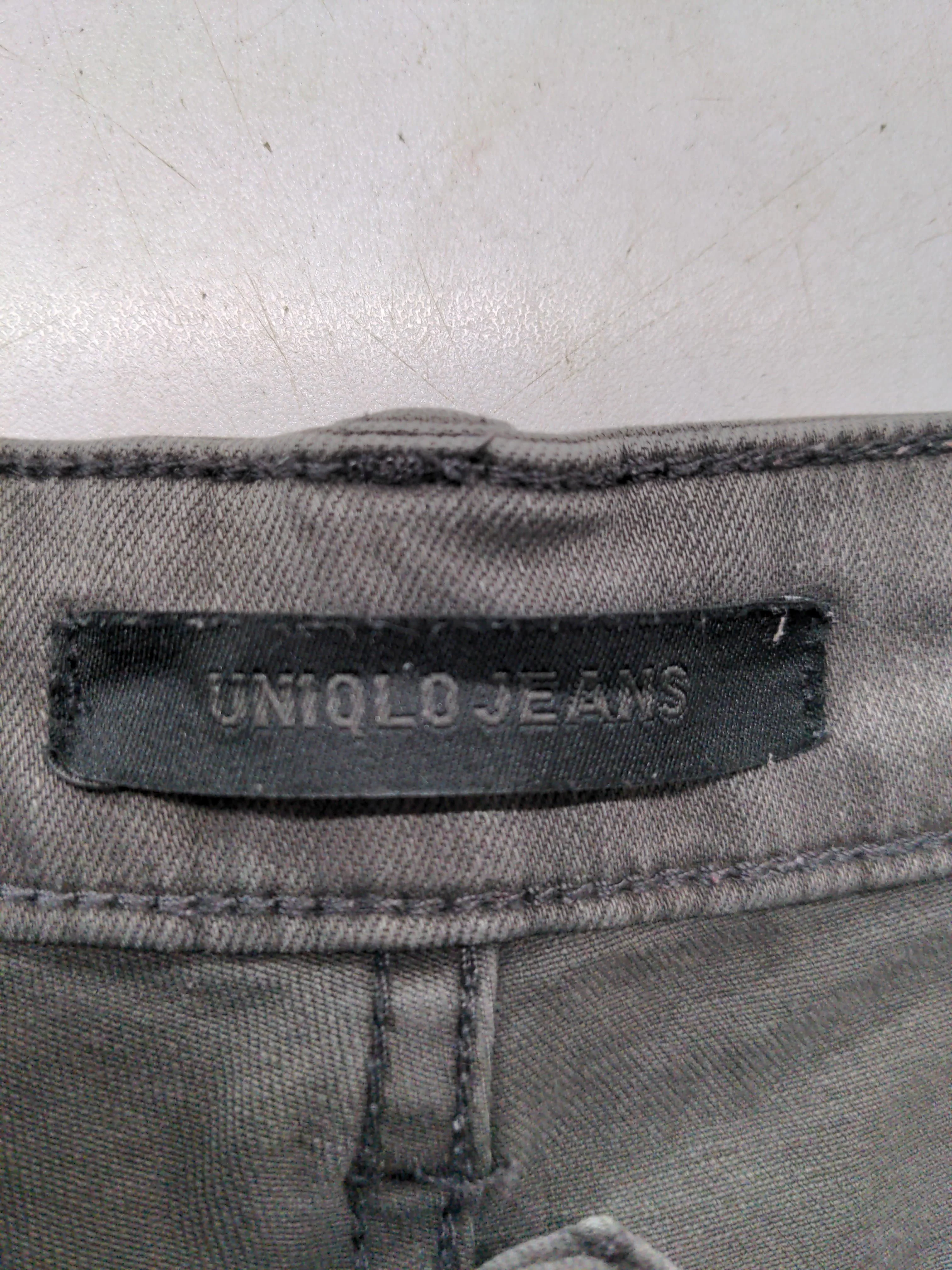 Uniqlo Women's Shorts W 32 in Grey Cotton with Polyester, Elastane Cut-Off - Image 5