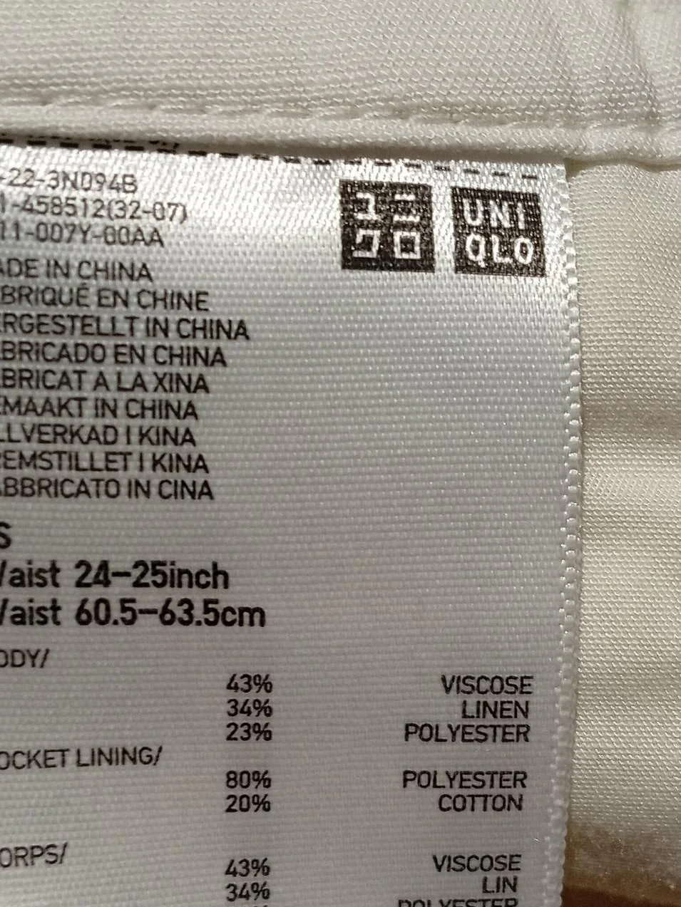 Uniqlo Women's Shorts XS Cream Viscose with Linen, Polyester Mom - Image 8