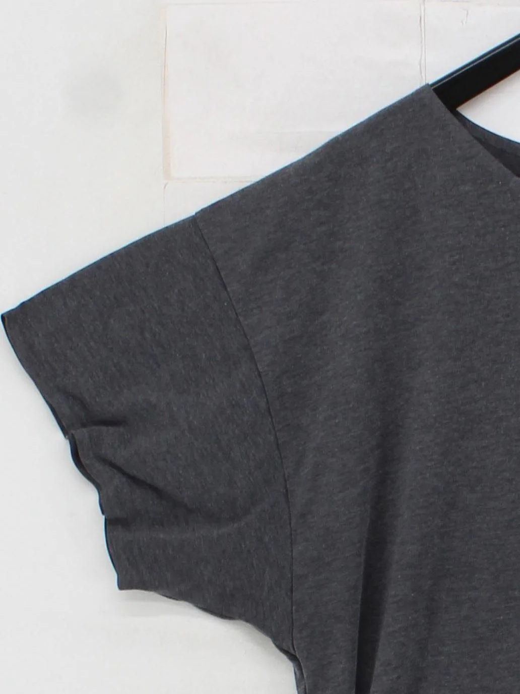 Uniqlo Women's T-Shirt L Grey Polyester with Lyocell Modal, Elastane Basic - Image 4
