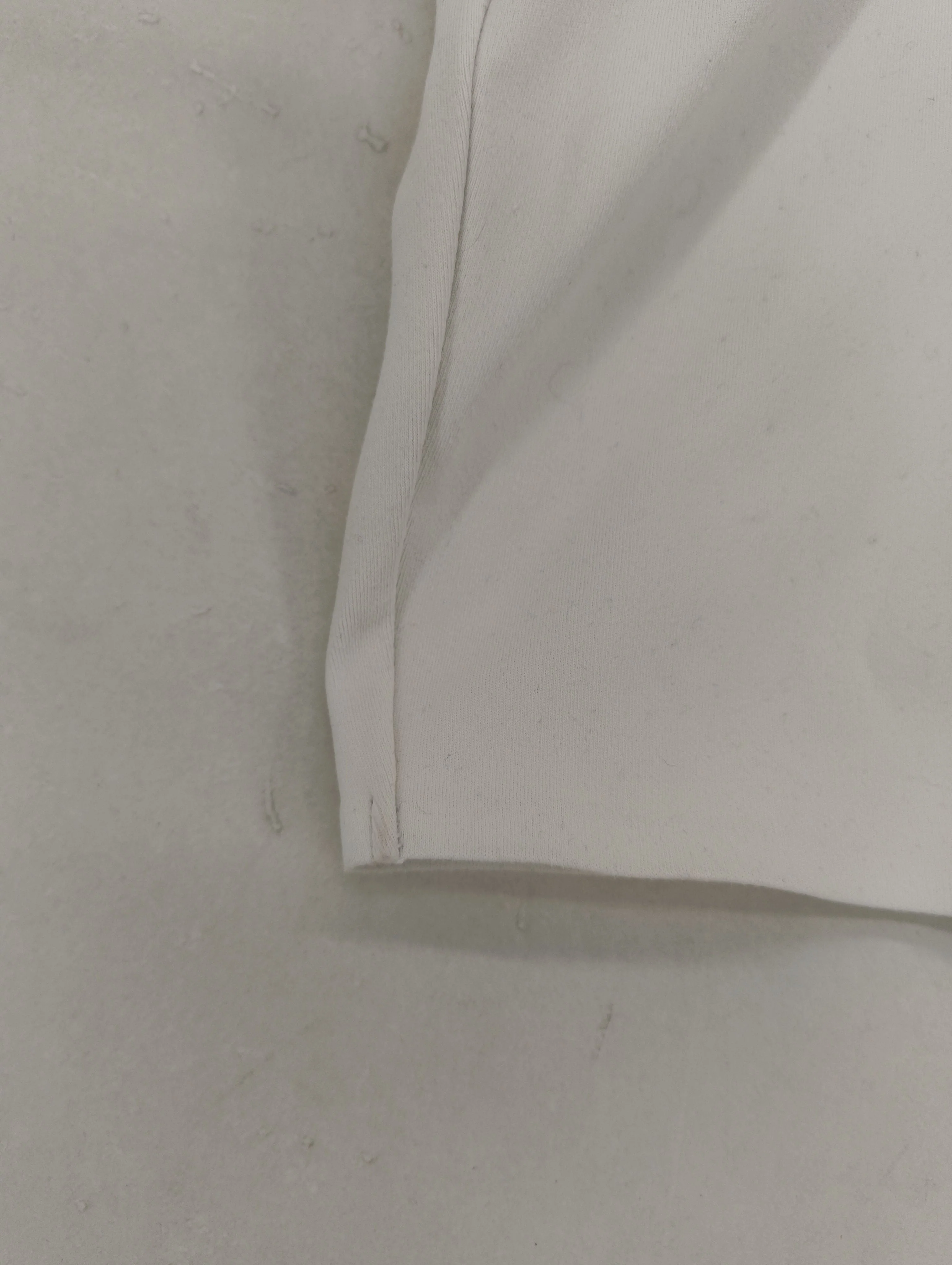 Uniqlo Women's T-Shirt M White Polyester with Elastane Basic - Image 5