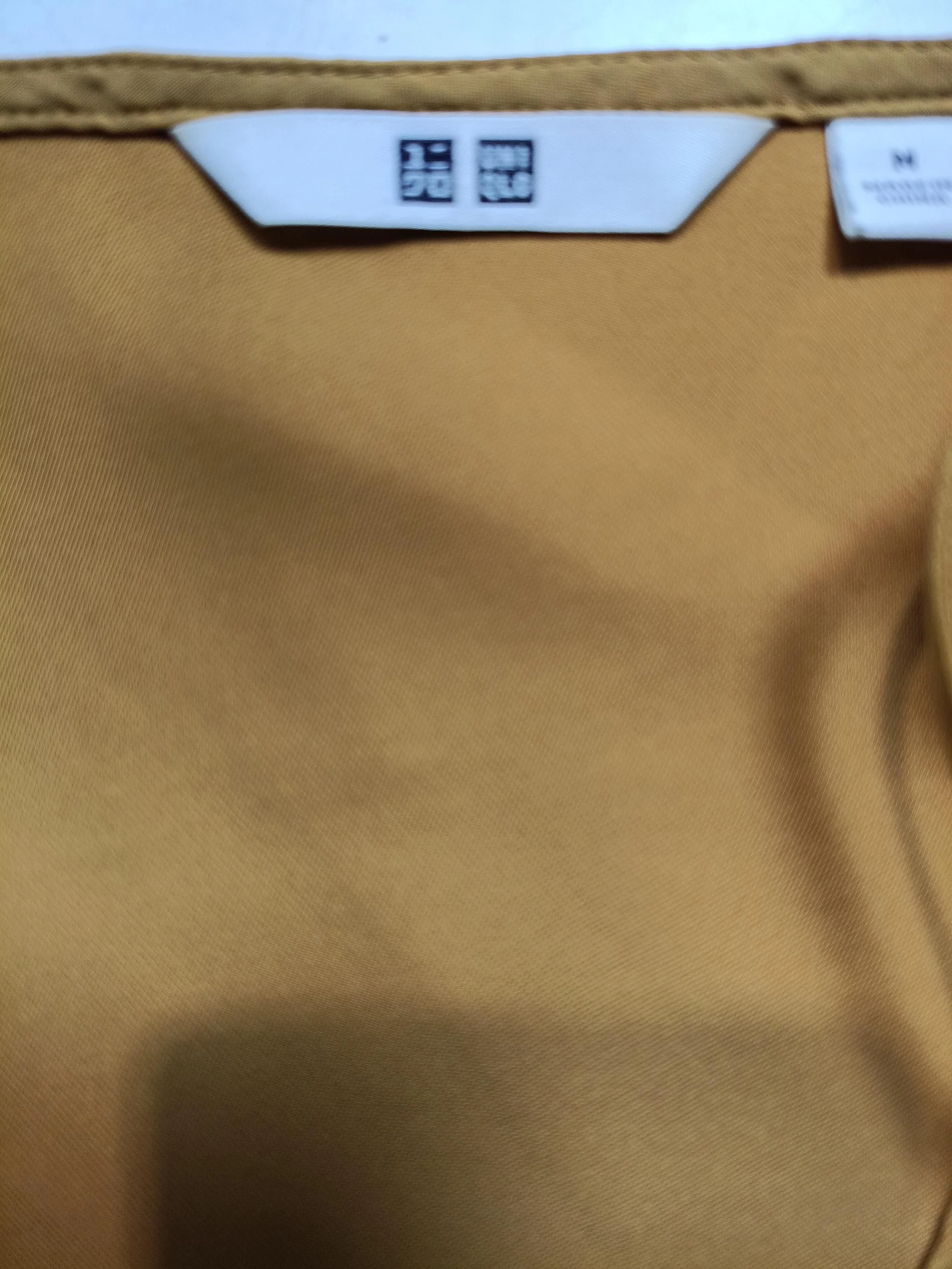 Uniqlo Women's T-Shirt M Yellow 100% Other Sleeveless Square Neck Camisole - Image 5