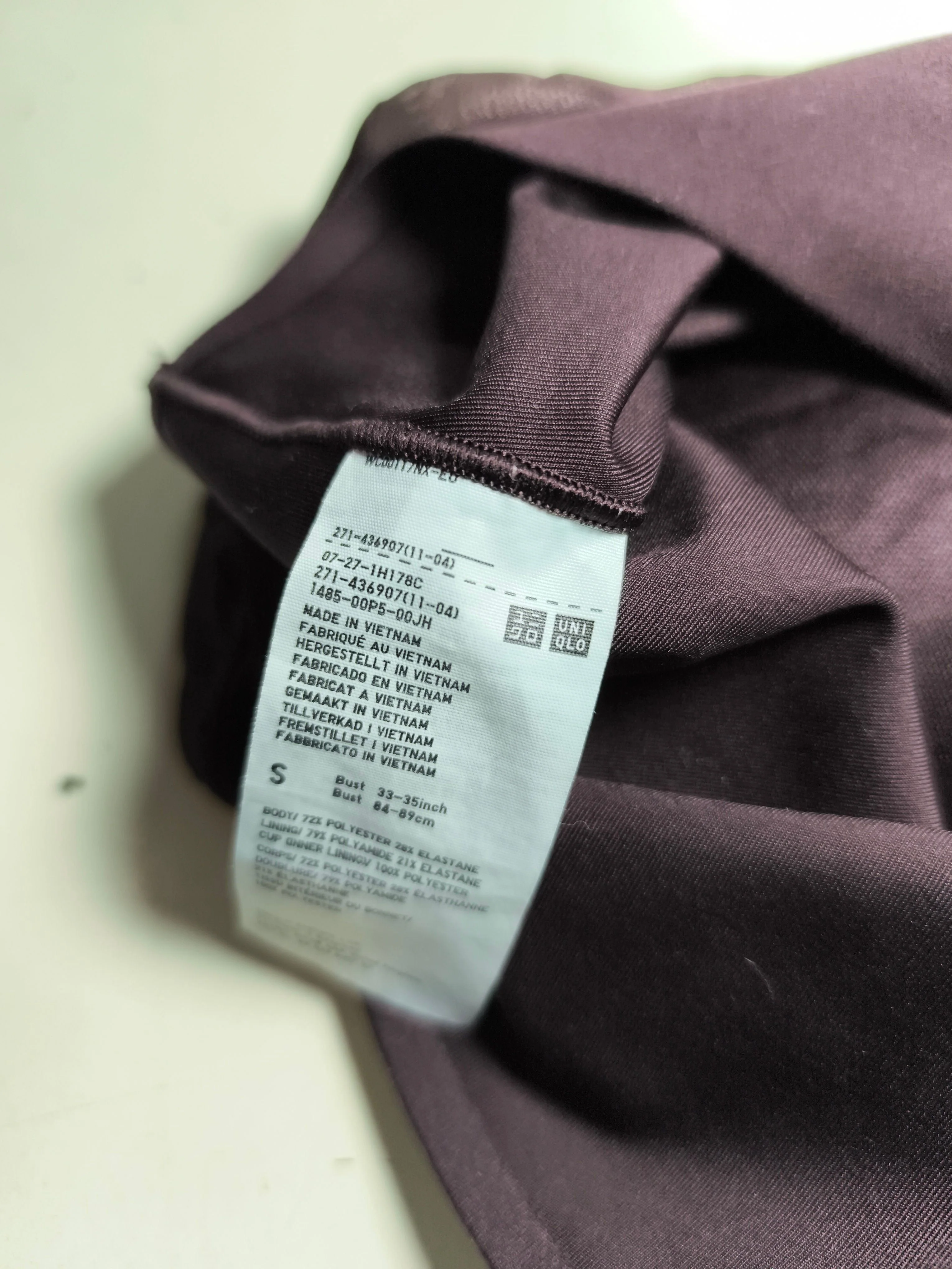 Uniqlo Women's T-Shirt S Brown Polyester with Elastane, Polyamide Basic - Image 5