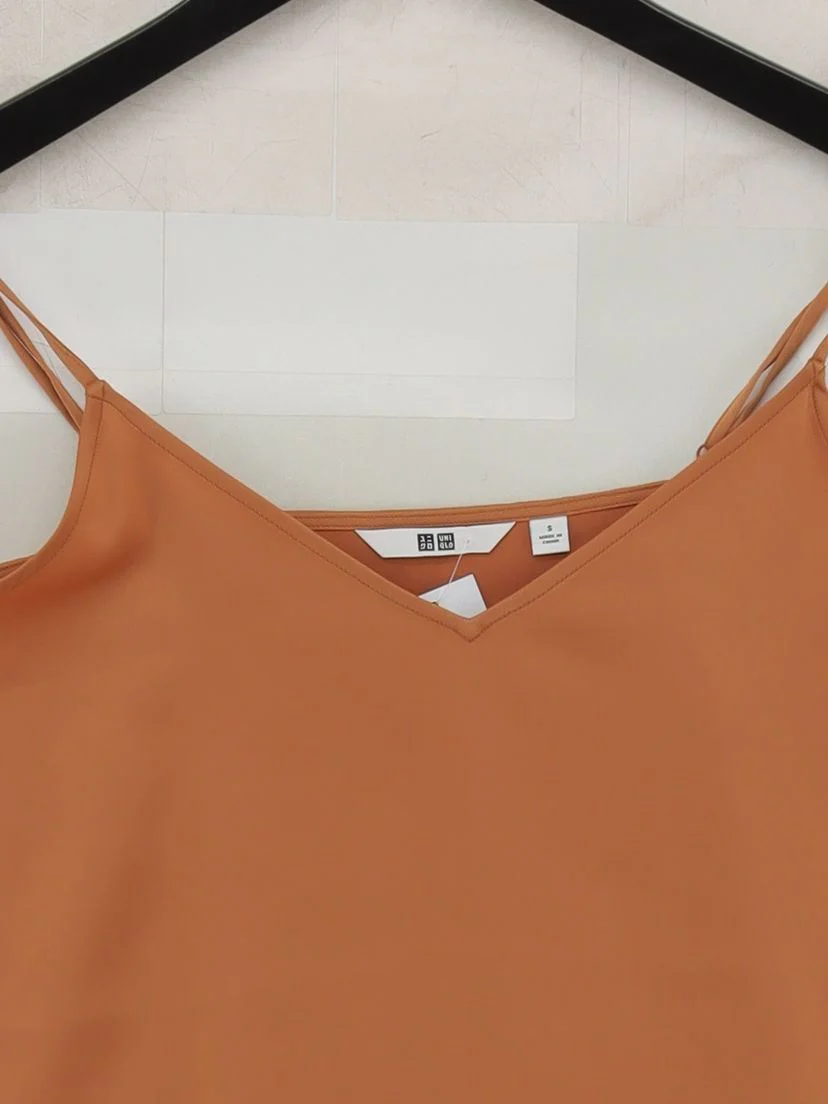 Uniqlo Women's T-Shirt S Tan Polyester with Elastane Sleeveless V-Neck Camisole - Image 3