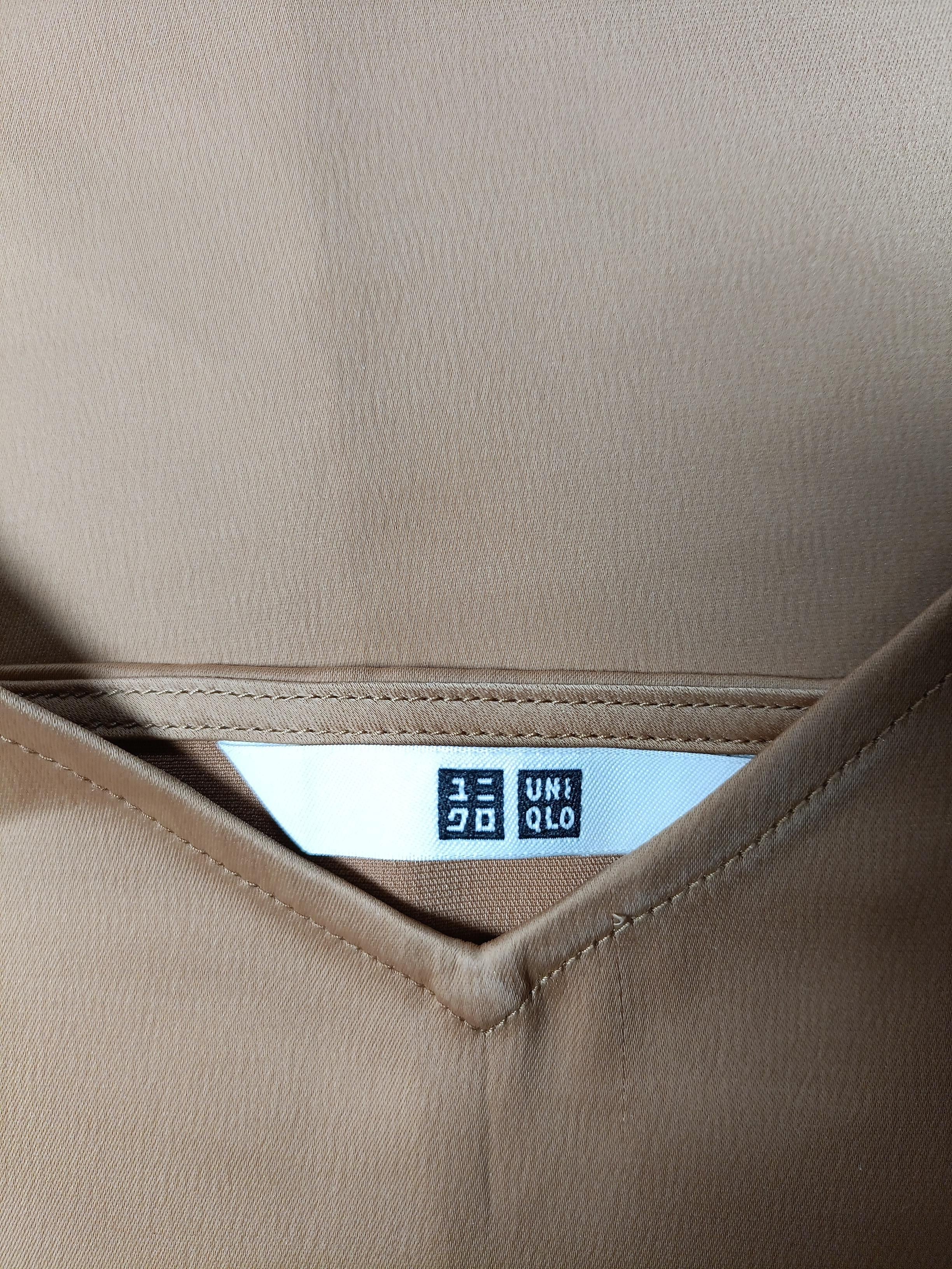 Uniqlo Women's T-Shirt S Tan Polyester with Elastane Sleeveless V-Neck Camisole - Image 5