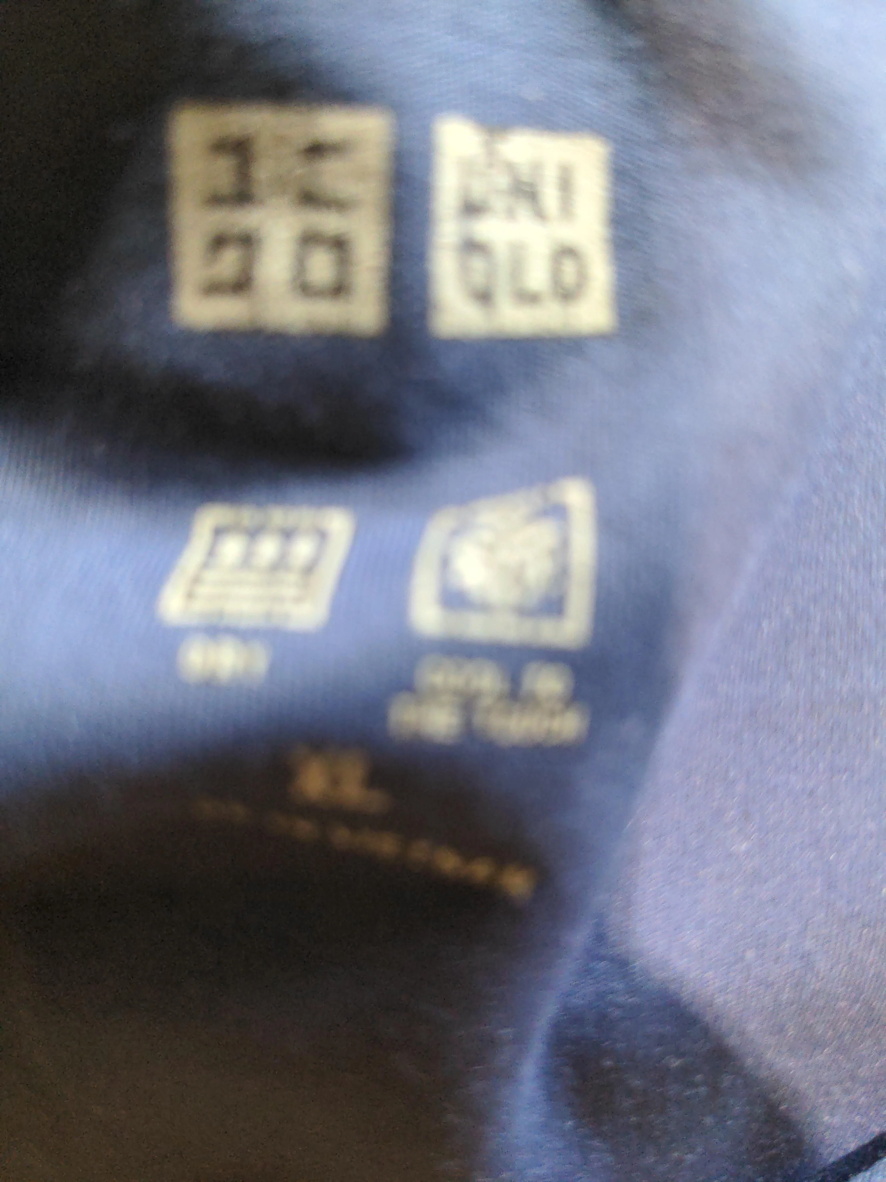 Uniqlo Women's T-Shirt XL Blue Polyester with Elastane Basic - Image 5