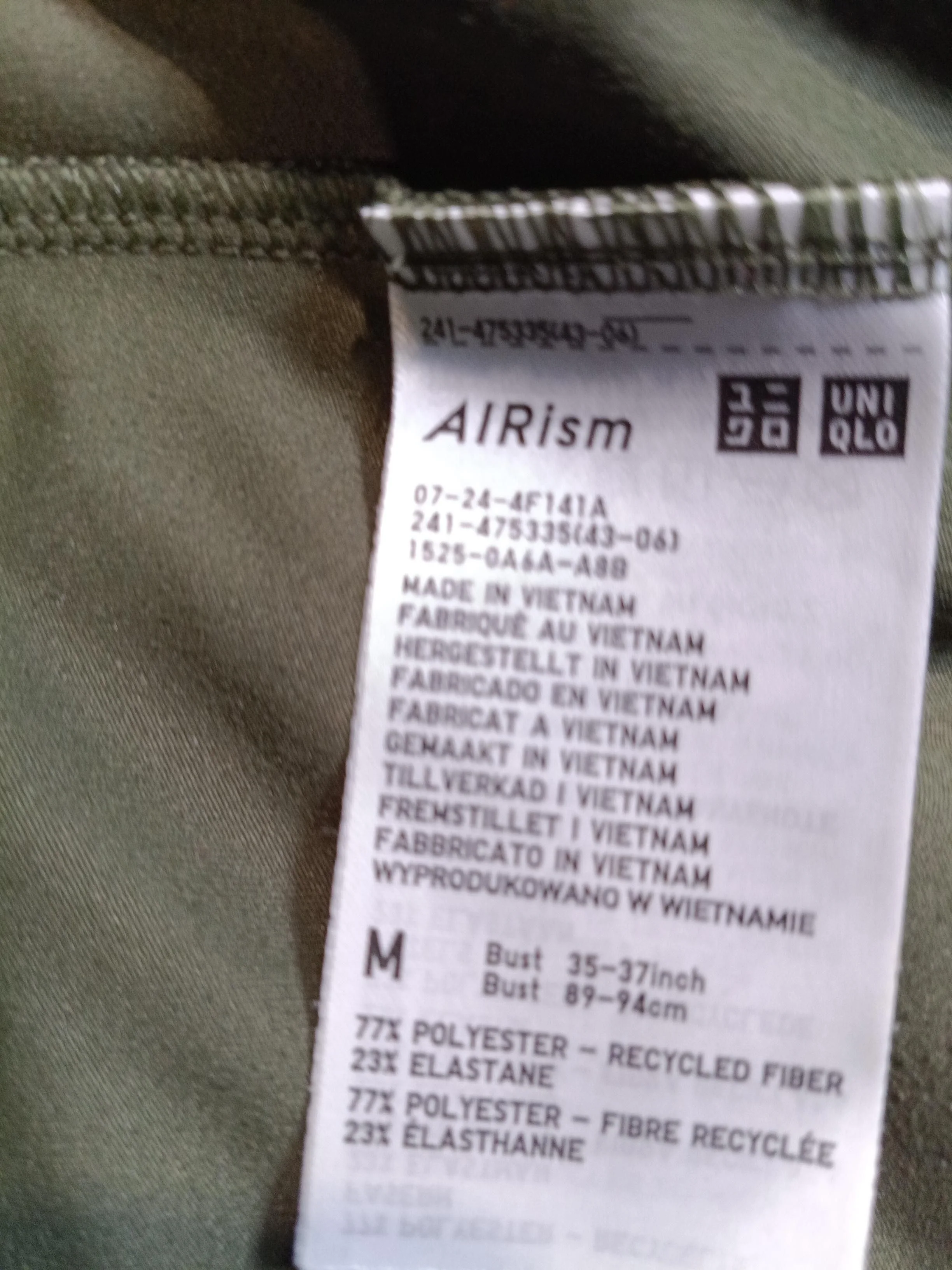 Uniqlo Women's Top M Green Polyester with Elastane Long Sleeve Round Neck Basic - Image 6