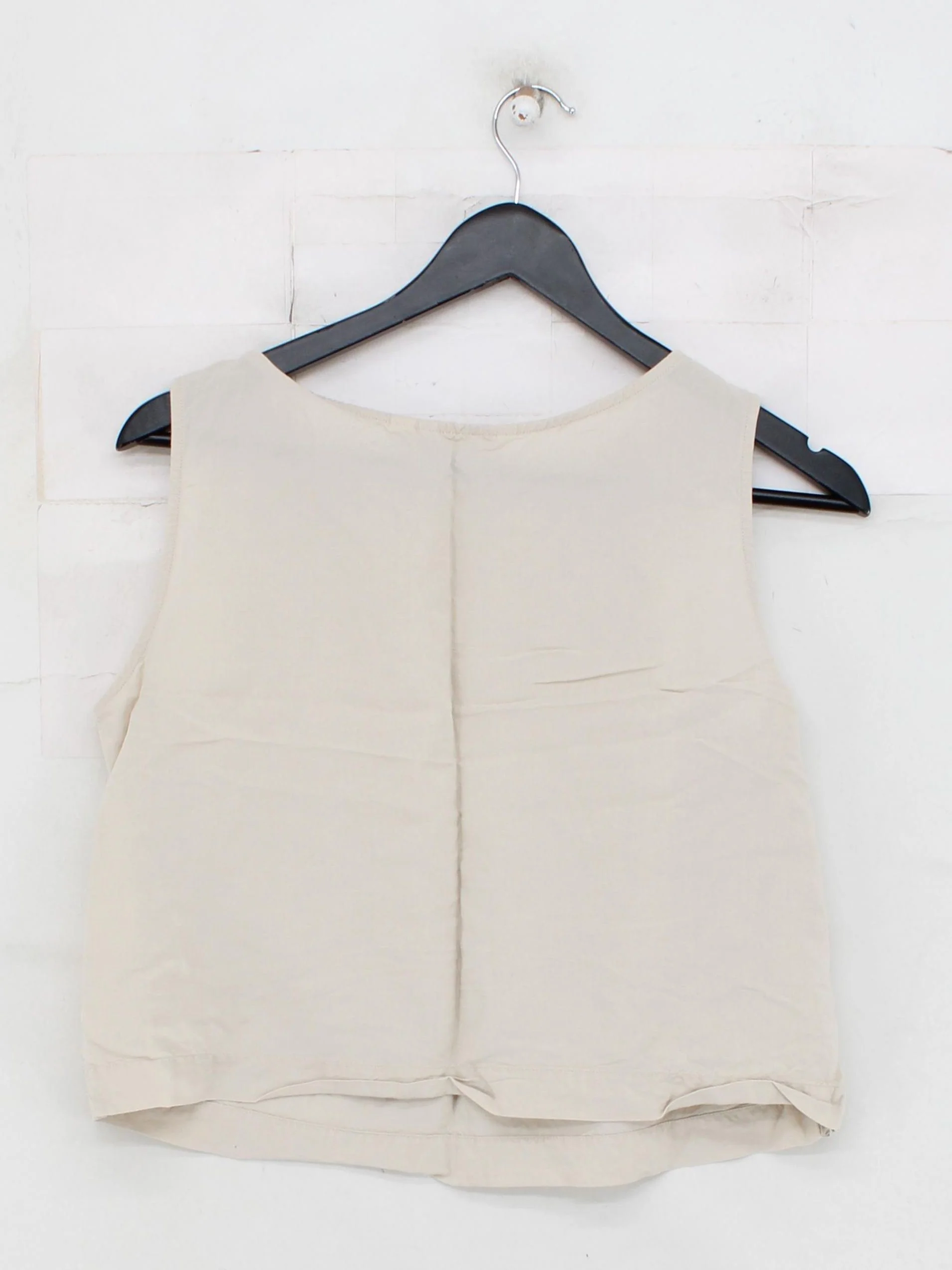 Uniqlo Women's Top S Cream 100% Other Sleeveless Round Neck Basic - Image 2