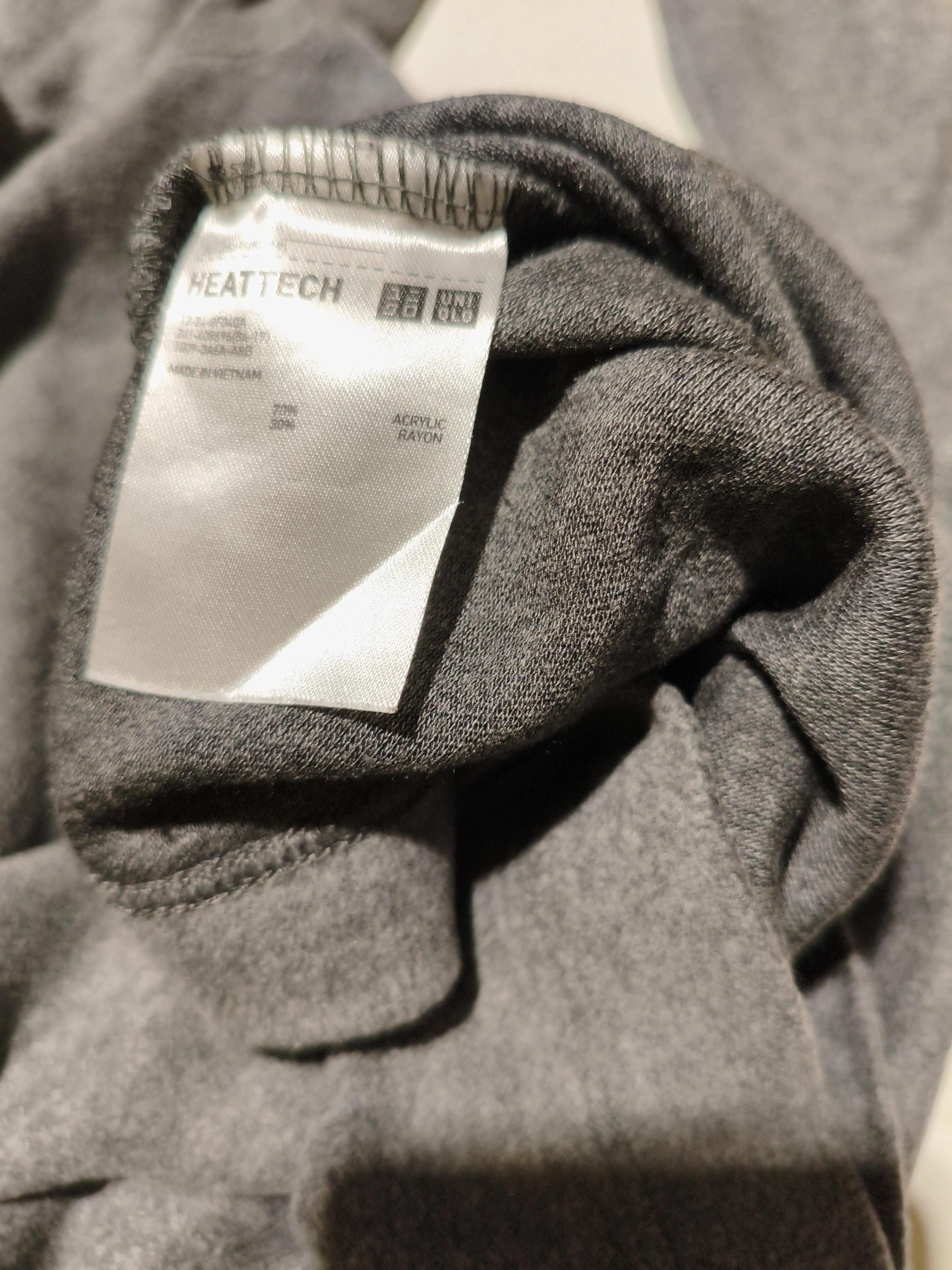 Uniqlo Women's Top S Grey Acrylic with Rayon Long Sleeve High Neck Basic - Image 6