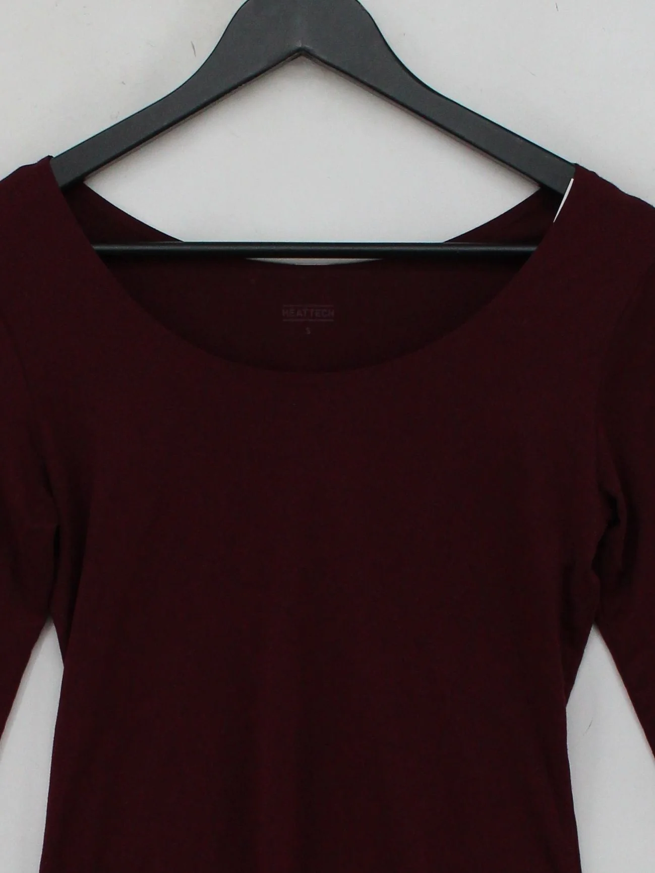 Uniqlo Women's Top S Red Polyester with Acrylic, Viscose, Elastane Basic - Image 3