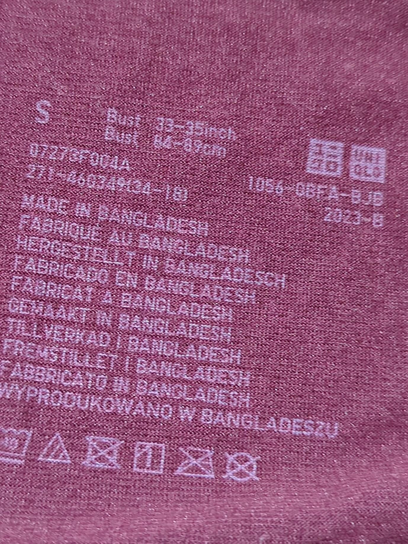 Uniqlo Women's Top S Red Polyester with Acrylic, Viscose, Elastane Basic - Image 5