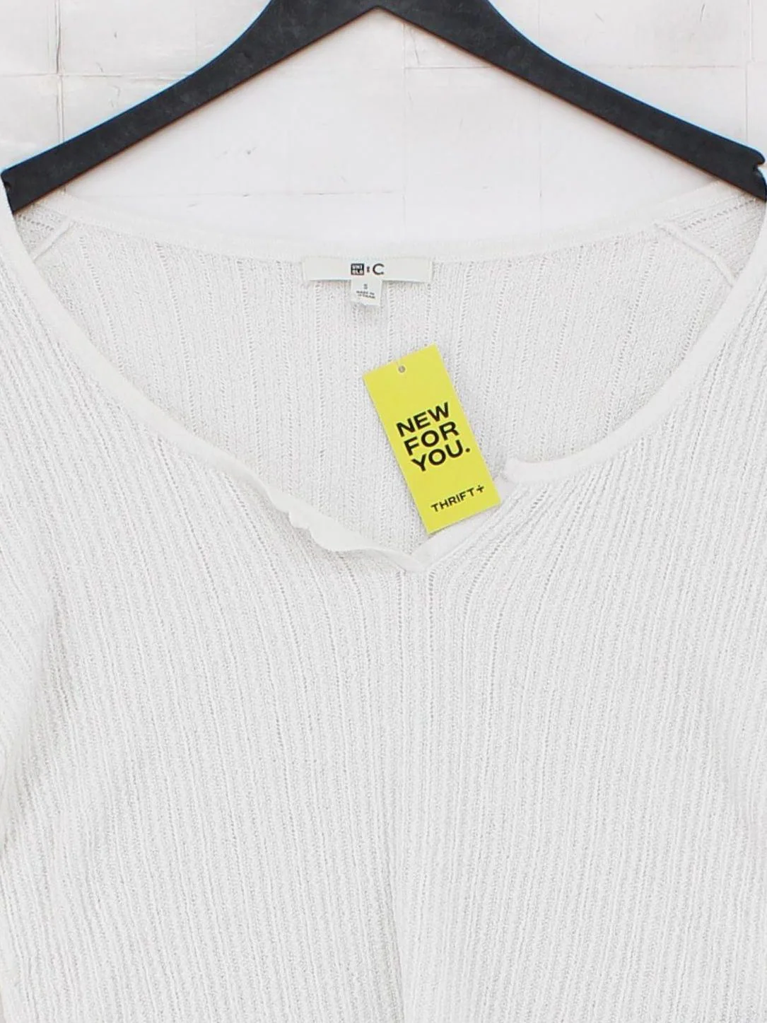 Uniqlo Women's Top S White Cotton with Polyamide Short Sleeve V-Neck Basic - Image 3