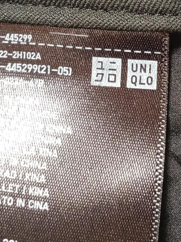 Uniqlo Women's Trousers XL Black Polyester with Viscose, Elastane Straight Chino - Image 5